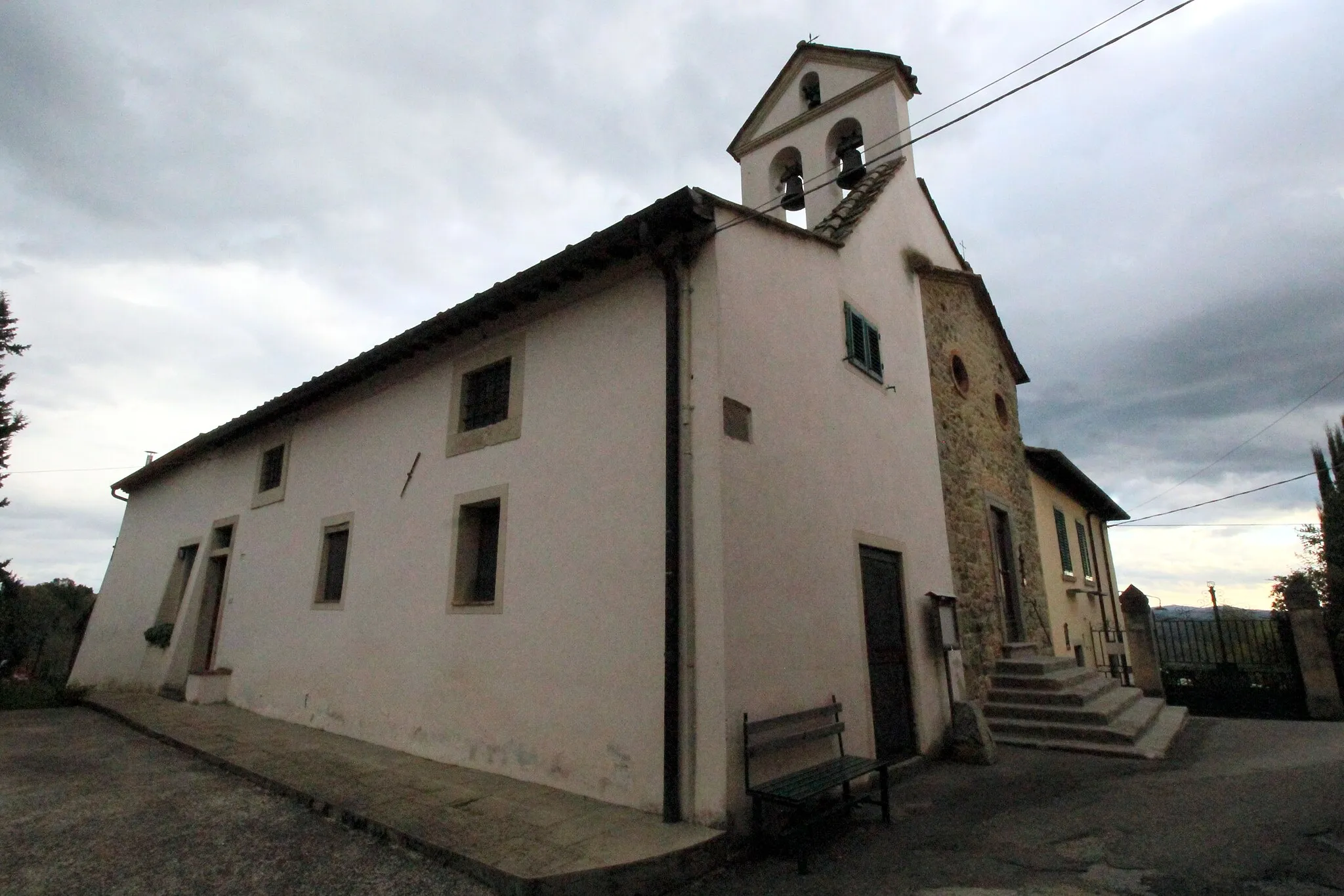 Photo showing: Church Santo Stefano, Castiglione Ubertini, hamlet of Terranuova Bracciolini, Province of Arezzo, Tuscany, Italy