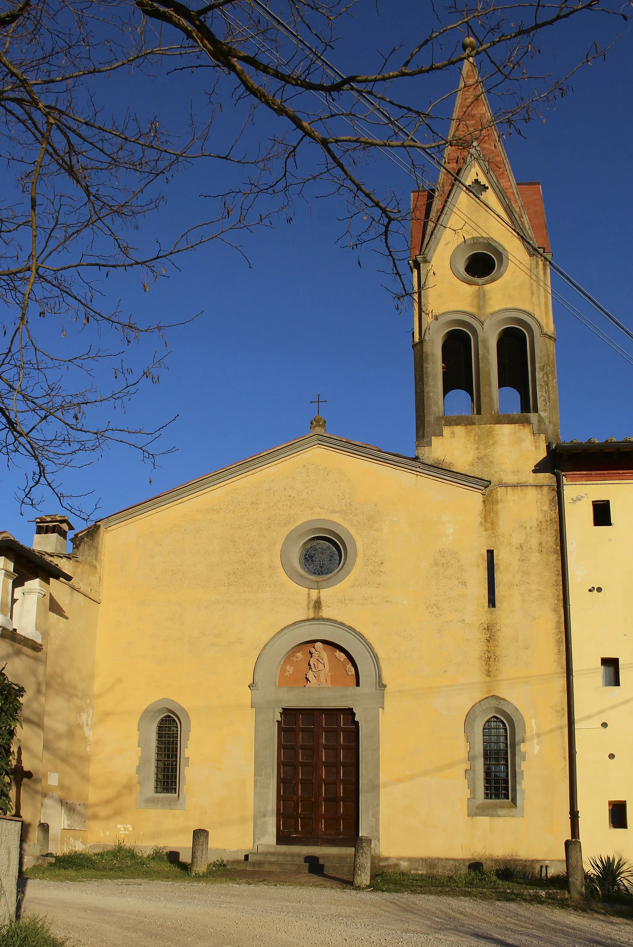 Photo showing: church Santa Maria Assunta, Petrazzi, hamlet of Castelfiorentino, Metropolitan City of Florence, Tuscany, Italy