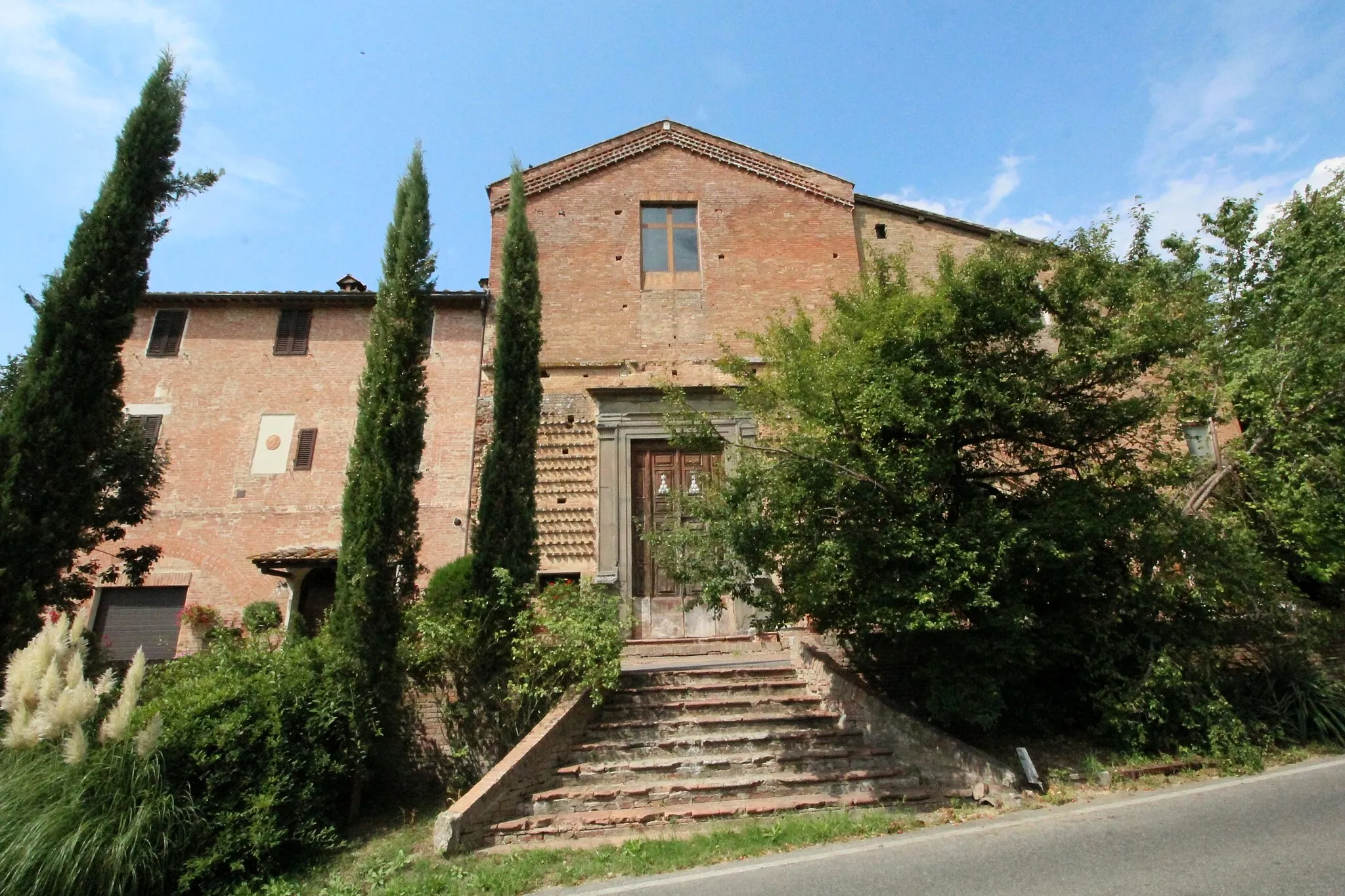 Photo showing: Church Santa Maria della Grotta, also called Chiesa della Compagnia di S.Maria della Grotta or Chiesa della Compagnia della Madonna della Grotta, in Sant’Andrea a Montecchio, hamlet of Siena, Tuscany, Italy.