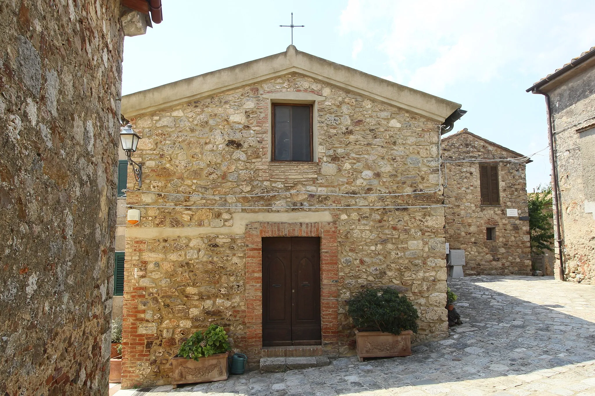 Photo showing: church Santissimo Crocifisso, Montorsaio, hamlet of Campagnatico, Province of Grosseto, Tuscany, Italy