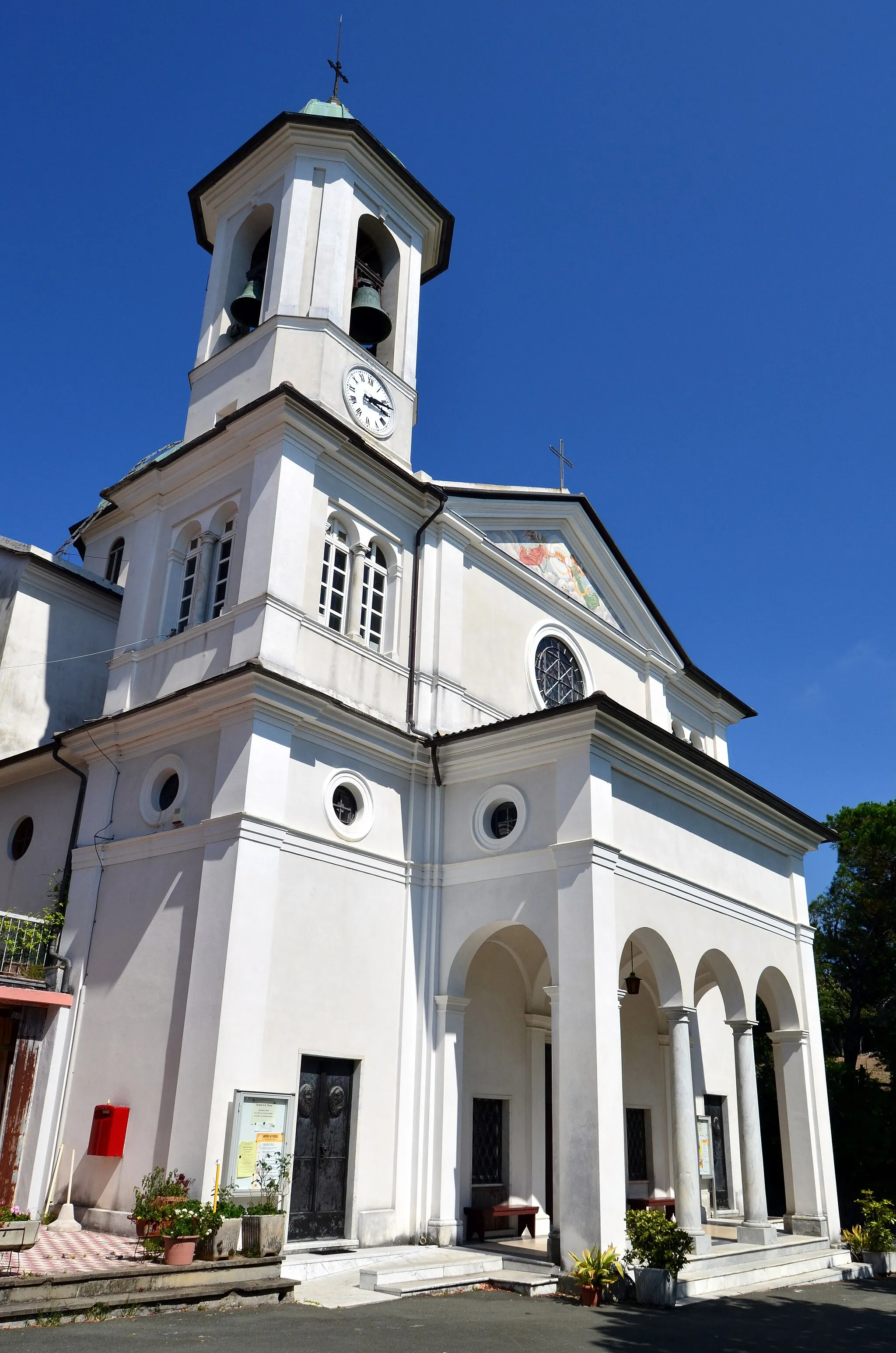 Photo showing: Santuario di Nostra Signora della Guardia, Velva, Castiglione Chiavarese, Liguria, Italia