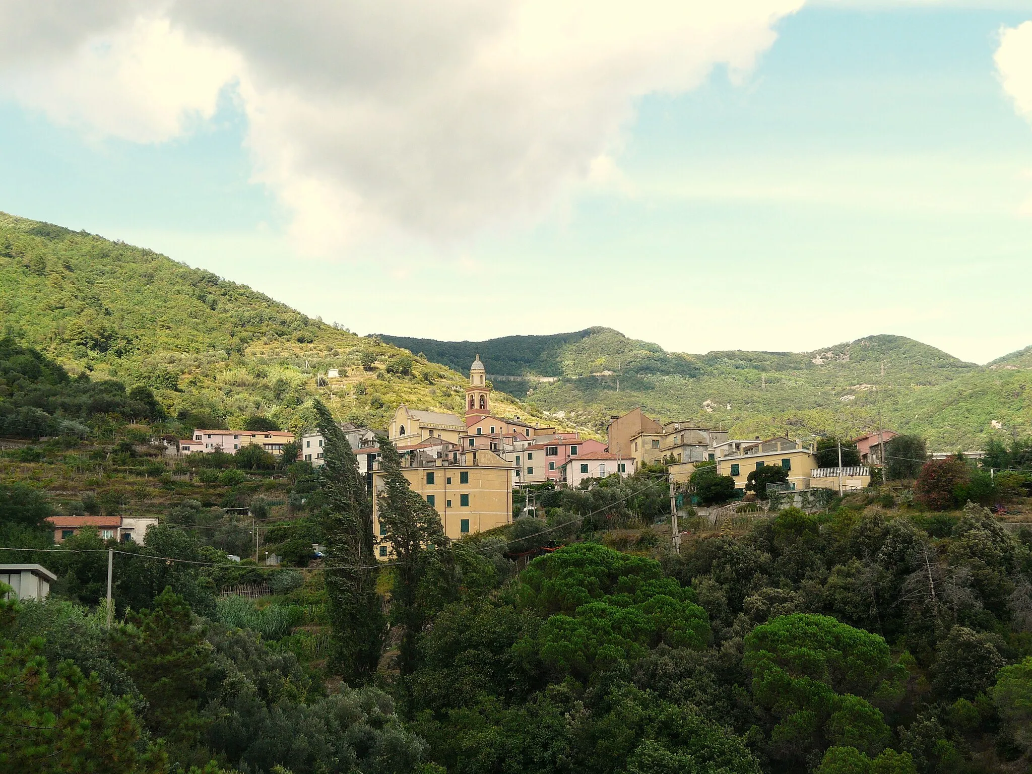 Photo showing: Panorama di Mezzema, Deiva Marina, Liguria, Italia