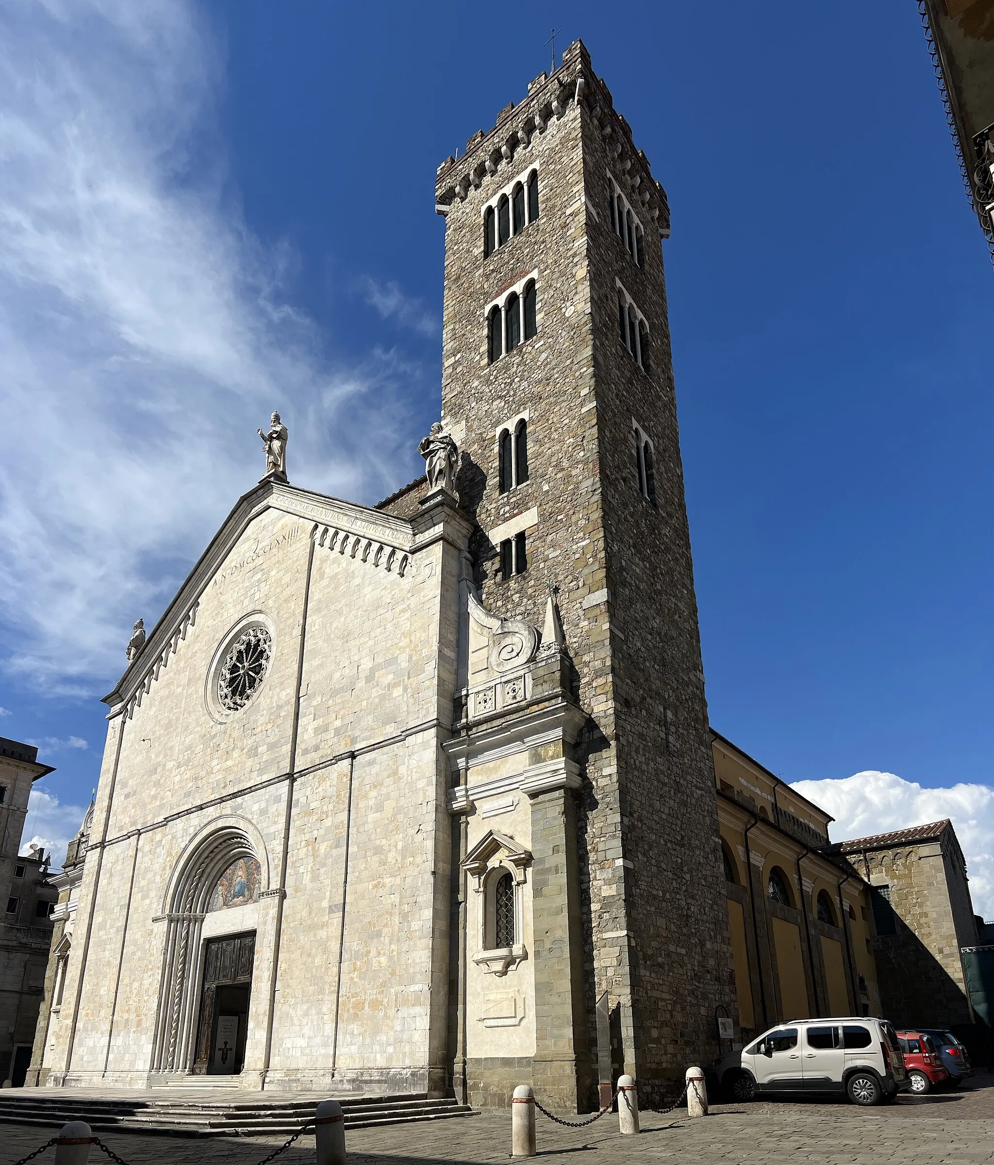 Photo showing: Concathédrale Santa Maria Assunta, Sarzana.