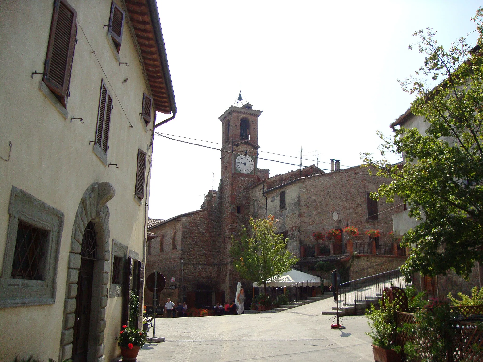 Photo showing: Citerna - Principal square