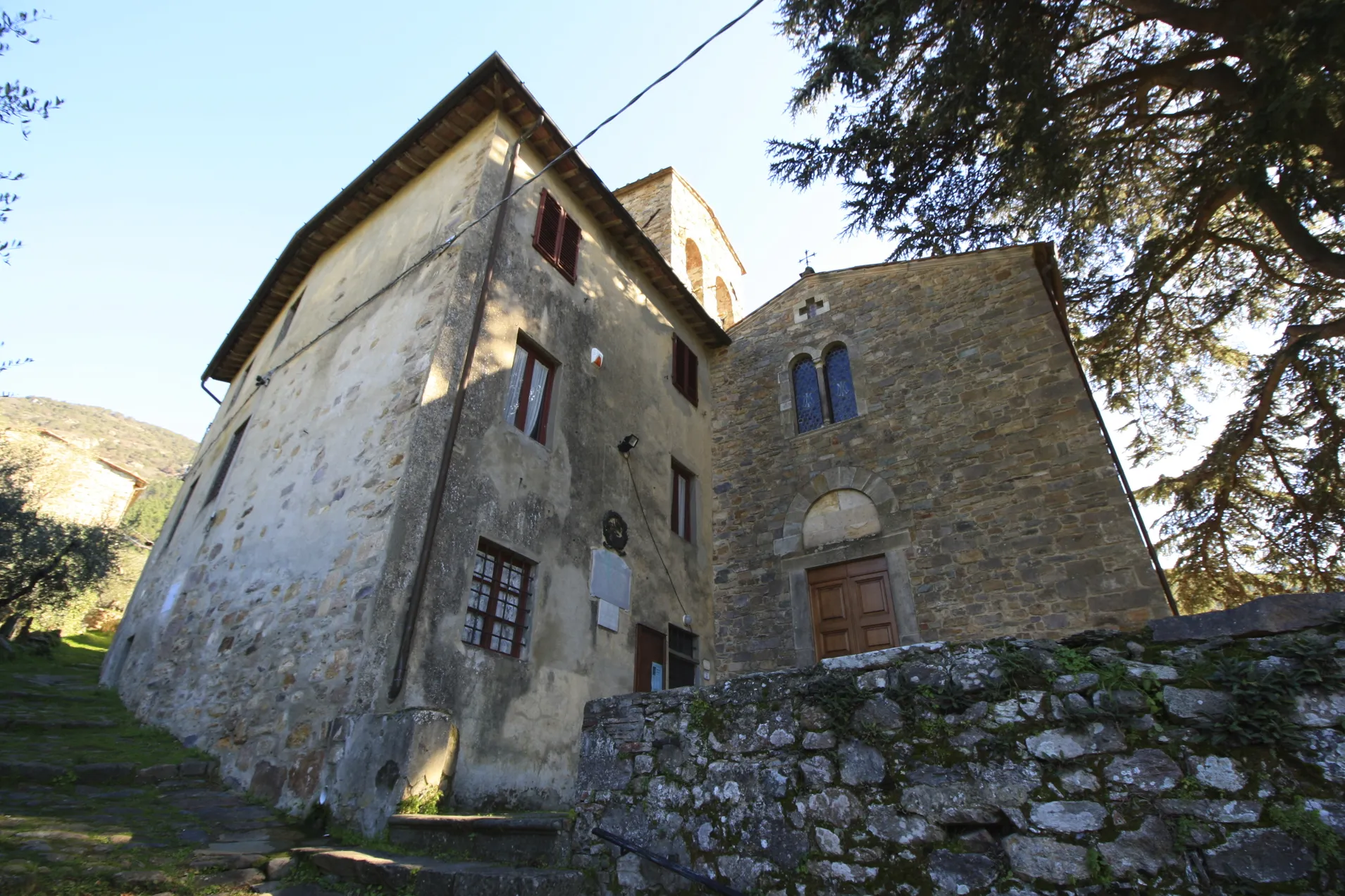 Photo showing: Church/Sanctuary Madonna delle Grazie, Tre Colli, hamlet of Calci, Province of Pisa, Tuscany, Italy