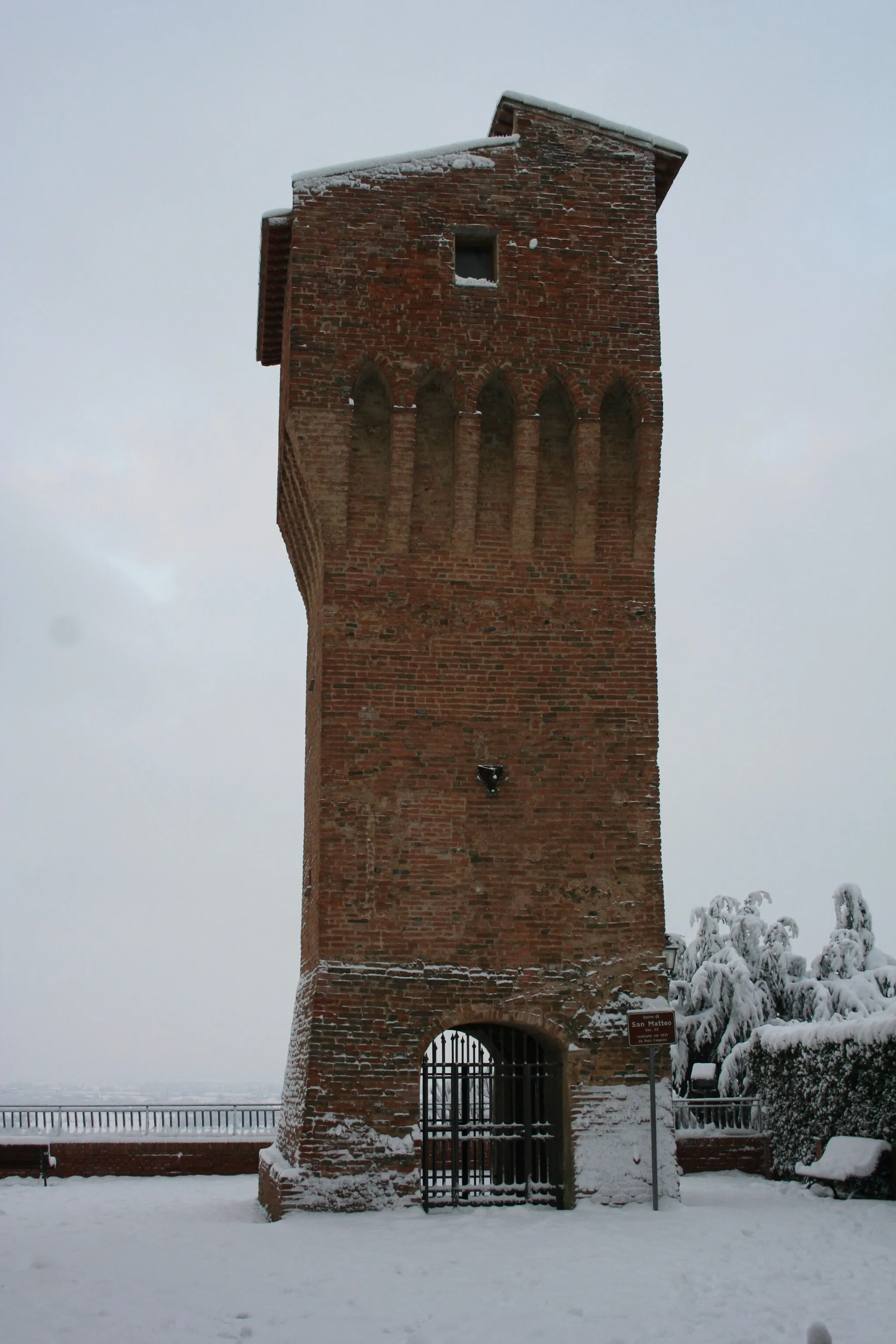 Photo showing: Torre di San Matteo a Montopoli in Val d'Arno