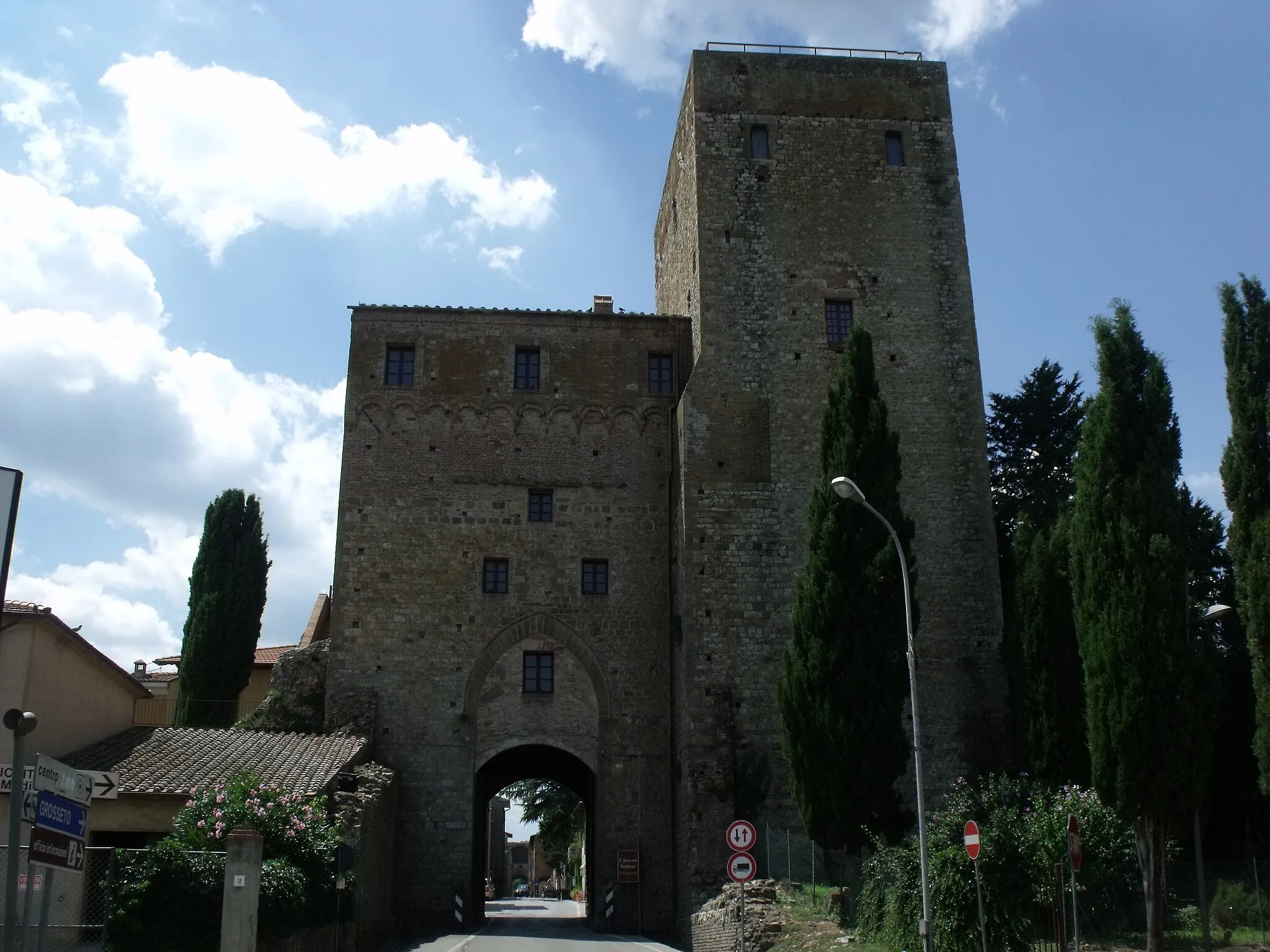 Photo showing: Cassero Senese in Paganico, hamlet of Civitella Paganico, Maremma, Province of Grosseto, Tuscany, Italy