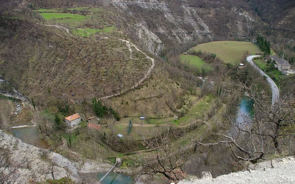 Photo showing: A view of the Santerno valley.