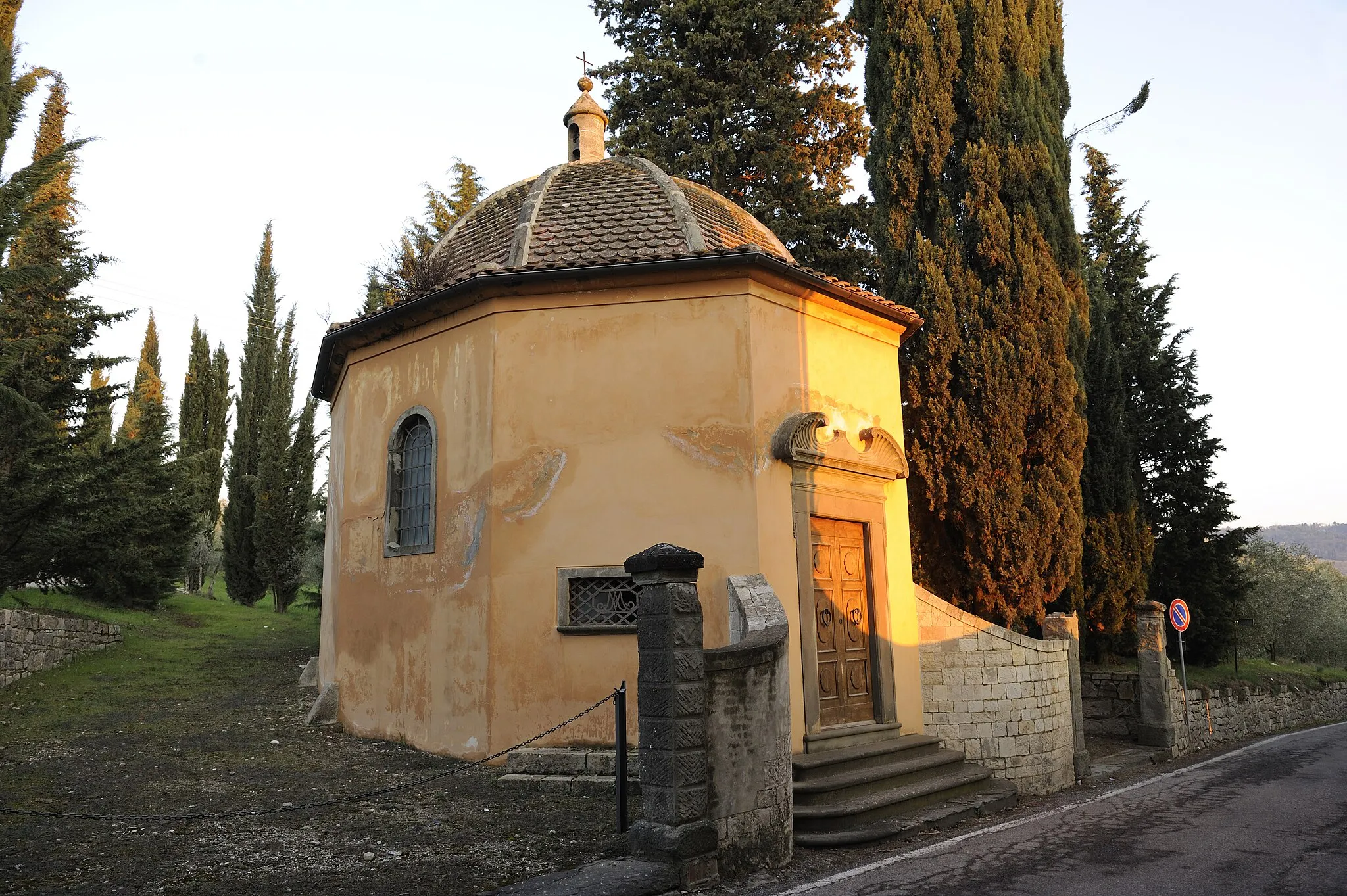 Photo showing: Cappella dei Marcellini (Mercatale in Val di Pesa)