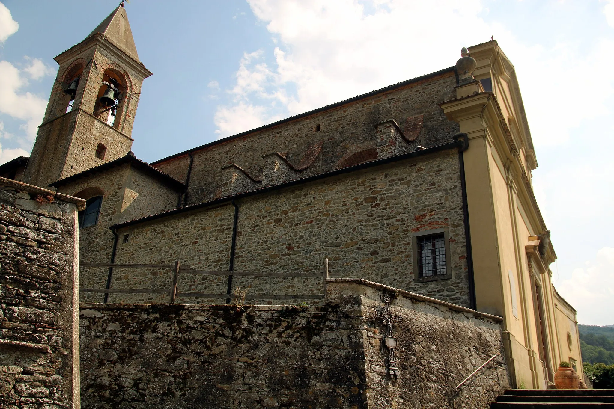 Photo showing: Chiesa di San Giovanni Battista a Sandetole (Dicomano)