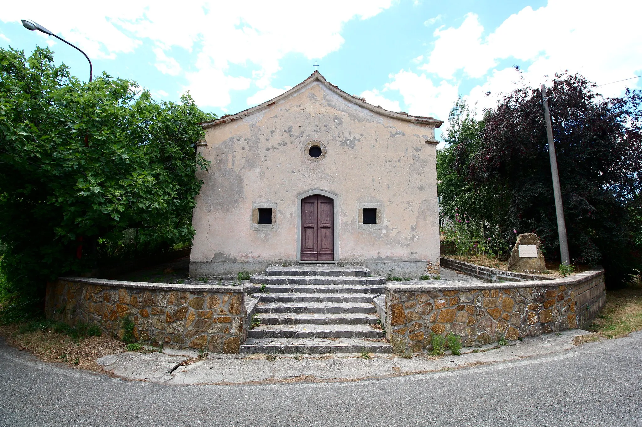 Photo showing: Church Madonna del Cerro, Montebuono (Dispensa), hamlet of Sorano, Province of Grosseto, Tuscany, Italy