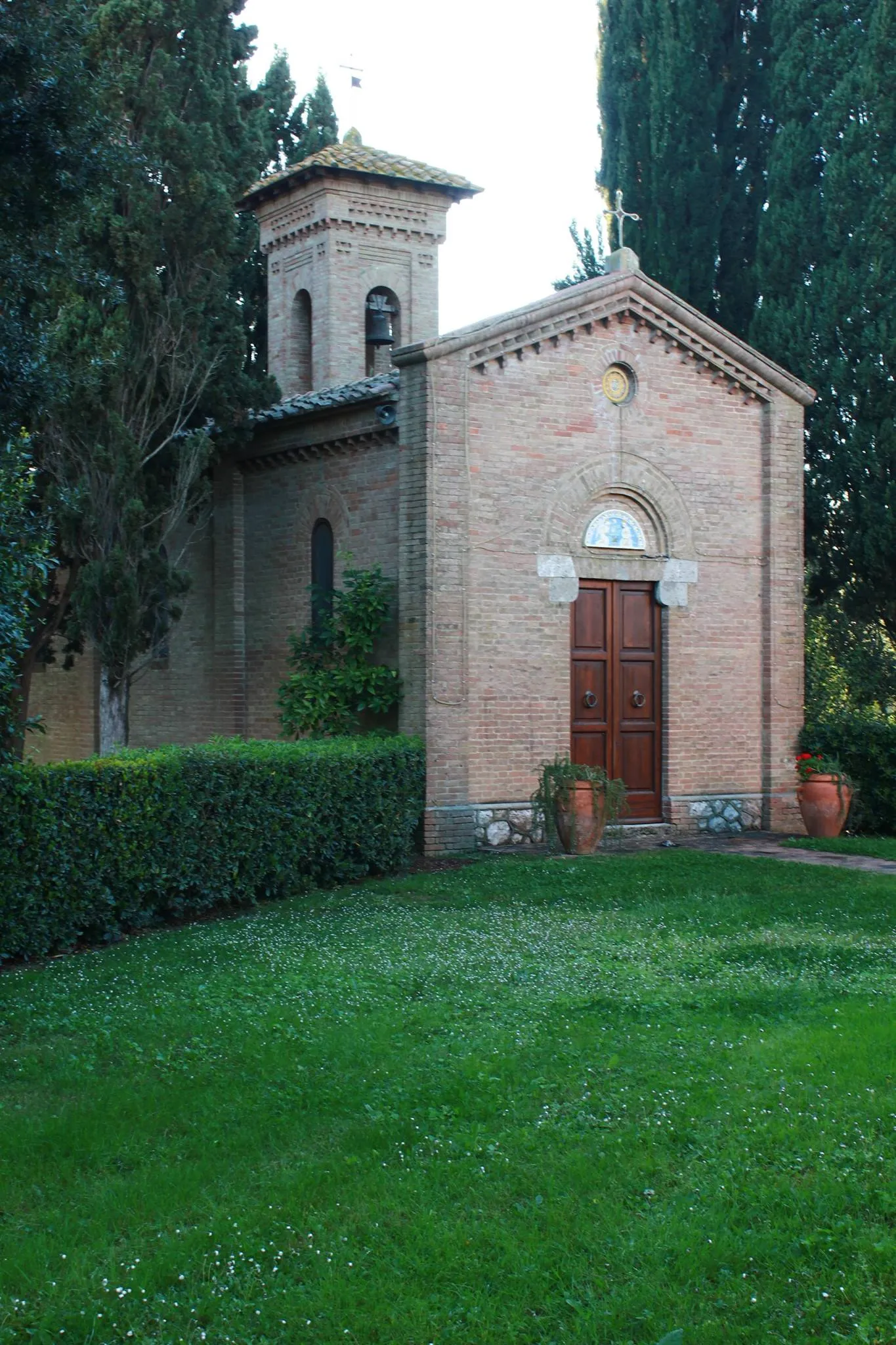 Photo showing: Church of Annunciazione in Principina Terra, Grosseto, Tuscany