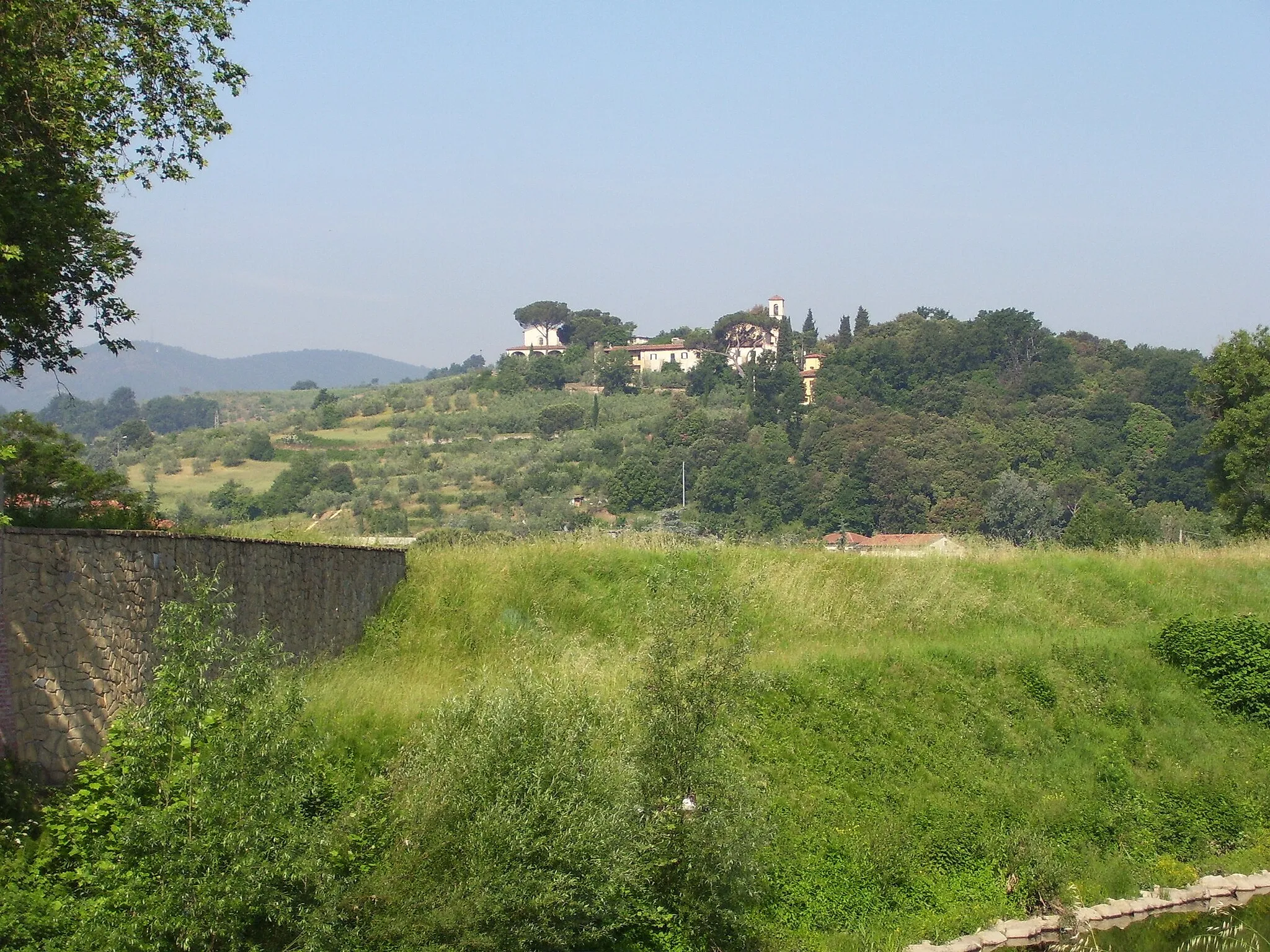 Photo showing: Bonistallo (Poggio a Caiano, visto dalla riva dell'Ombrone