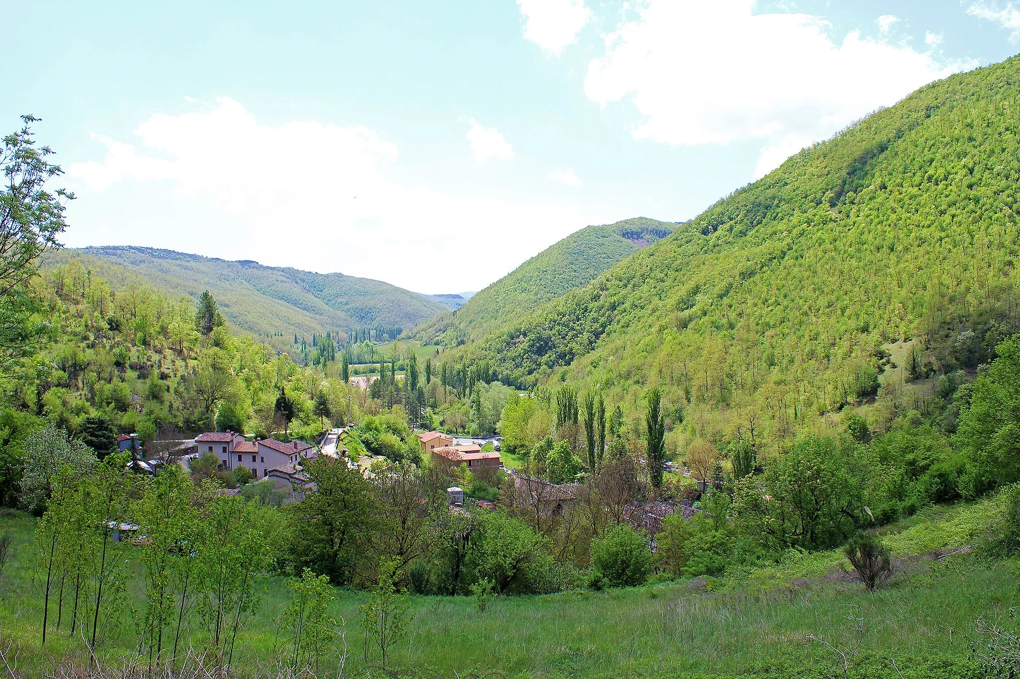 Photo showing: View of Rasiglia (Foligno, Umbria, Italy)