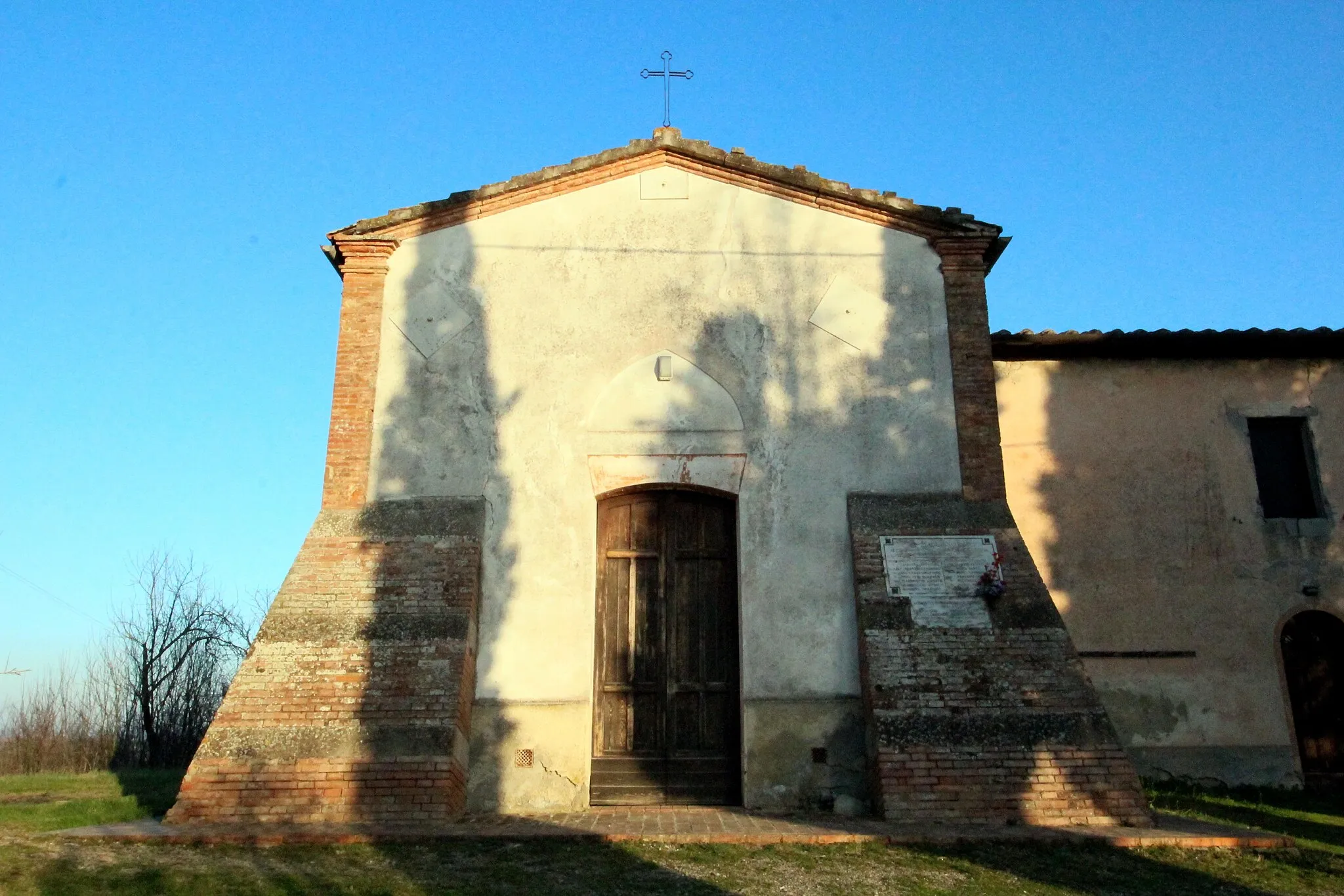 Photo showing: Church San Pietro Apostolo, Macciano, hamlet of Chiusi, Province of Siena, Tuscany, Italy