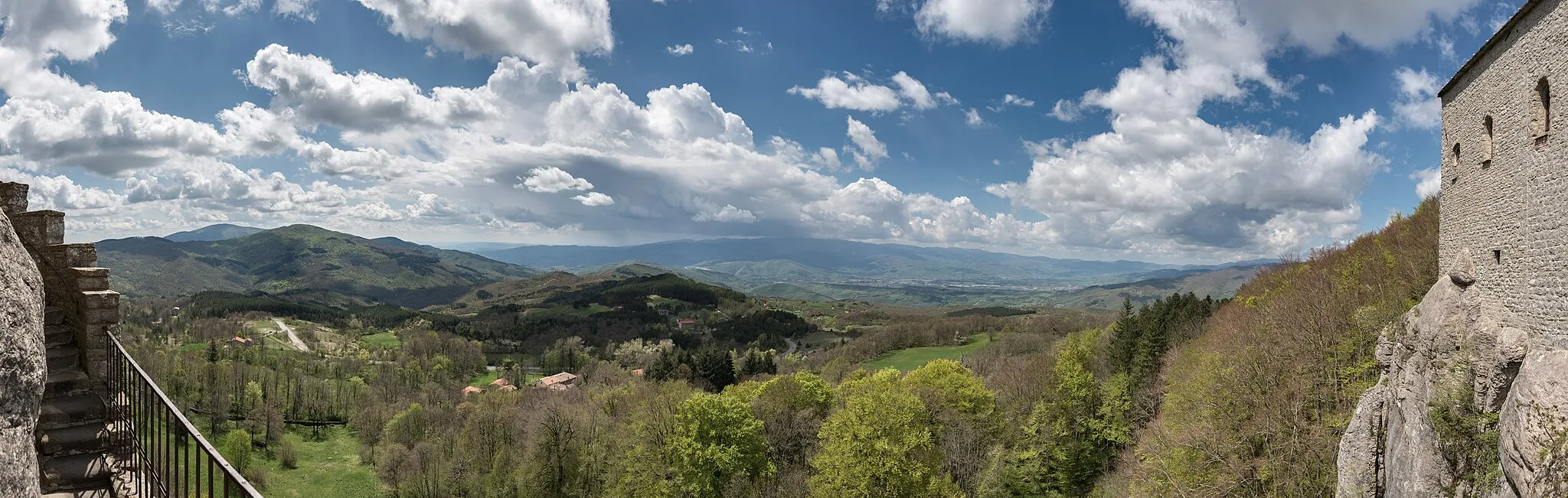 Photo showing: Panorama - Santuario della Verna, Chiusi della Verna, Arezzo, Italia