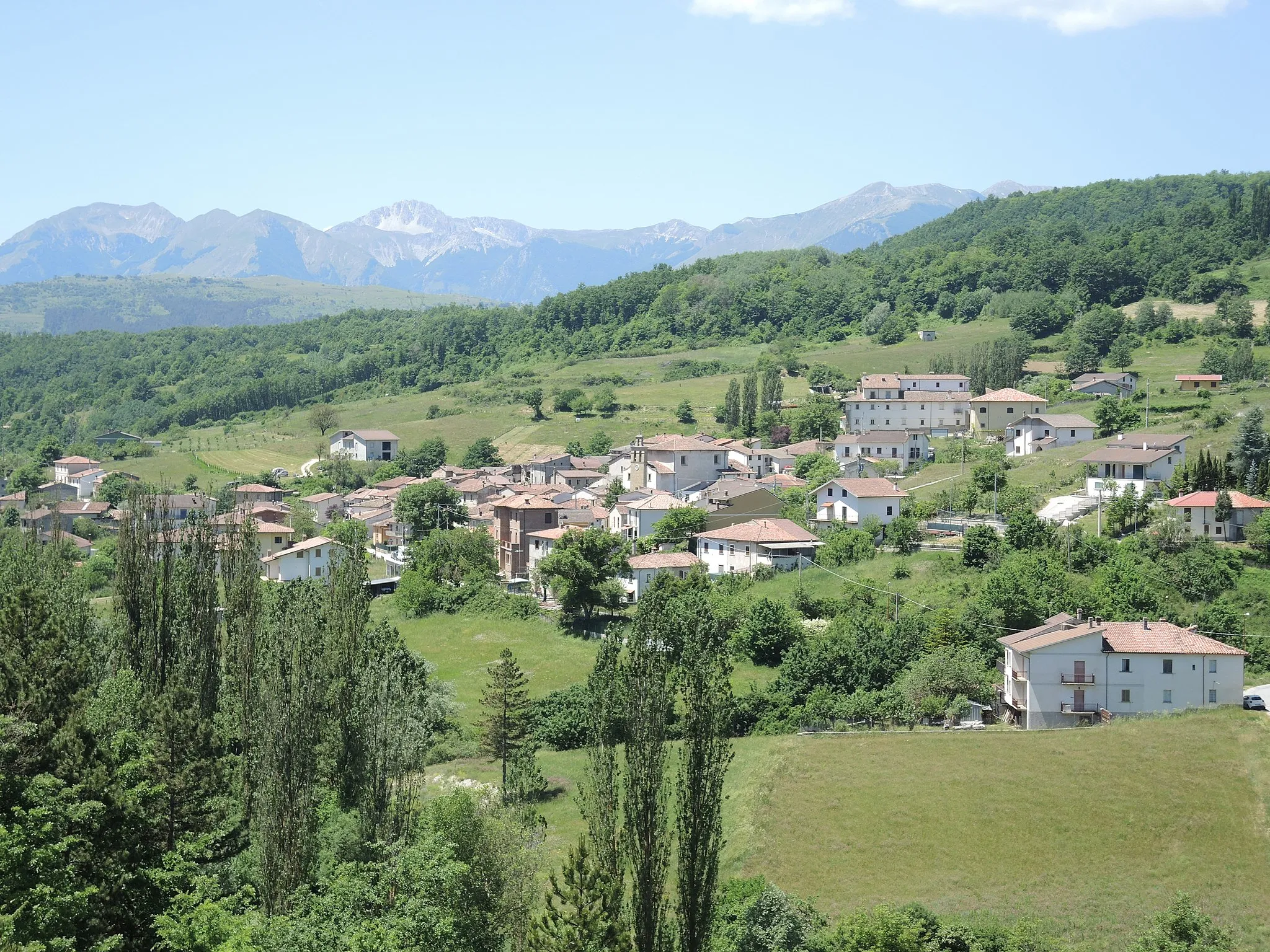 Photo showing: Ville di Fano, Montereale (AQ): Lonaro