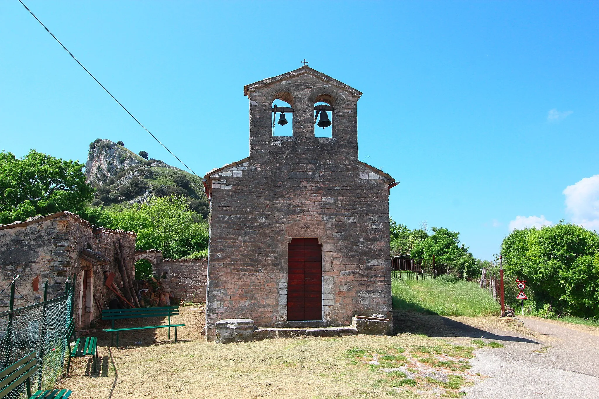 Photo showing: church San Giovanni Battista, Loreno, hamlet of Ferentillo, Province of Terni, Umbria, Italy