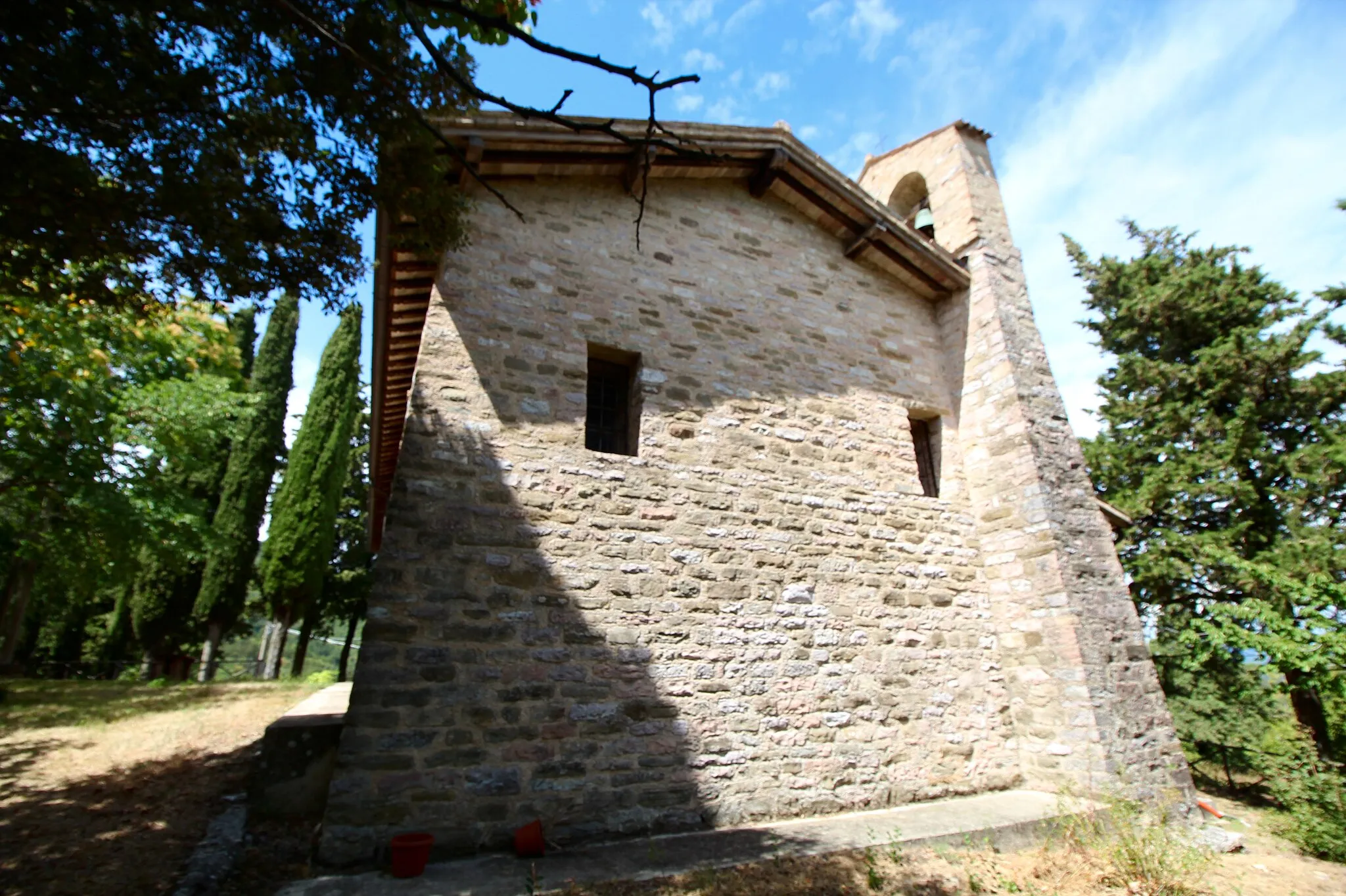 Photo showing: Church Natività di Maria, Armenzano, hamlet of Assisi, Province of Perugia, Umbria, Italy