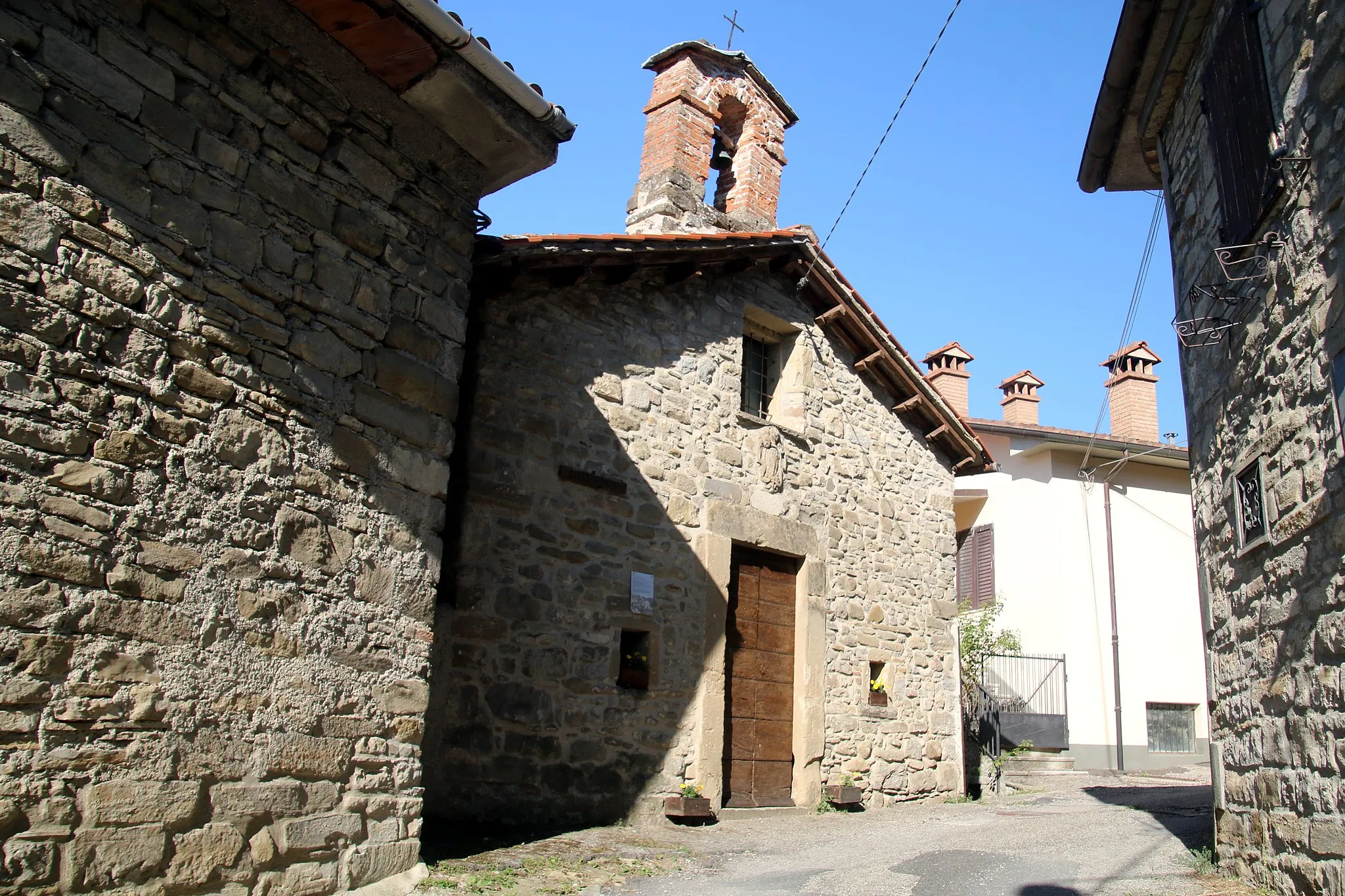 Photo showing: Via di Francesco (percorso del nord), Sensepolcro, Montagna, Cappella del Beato Ranieri