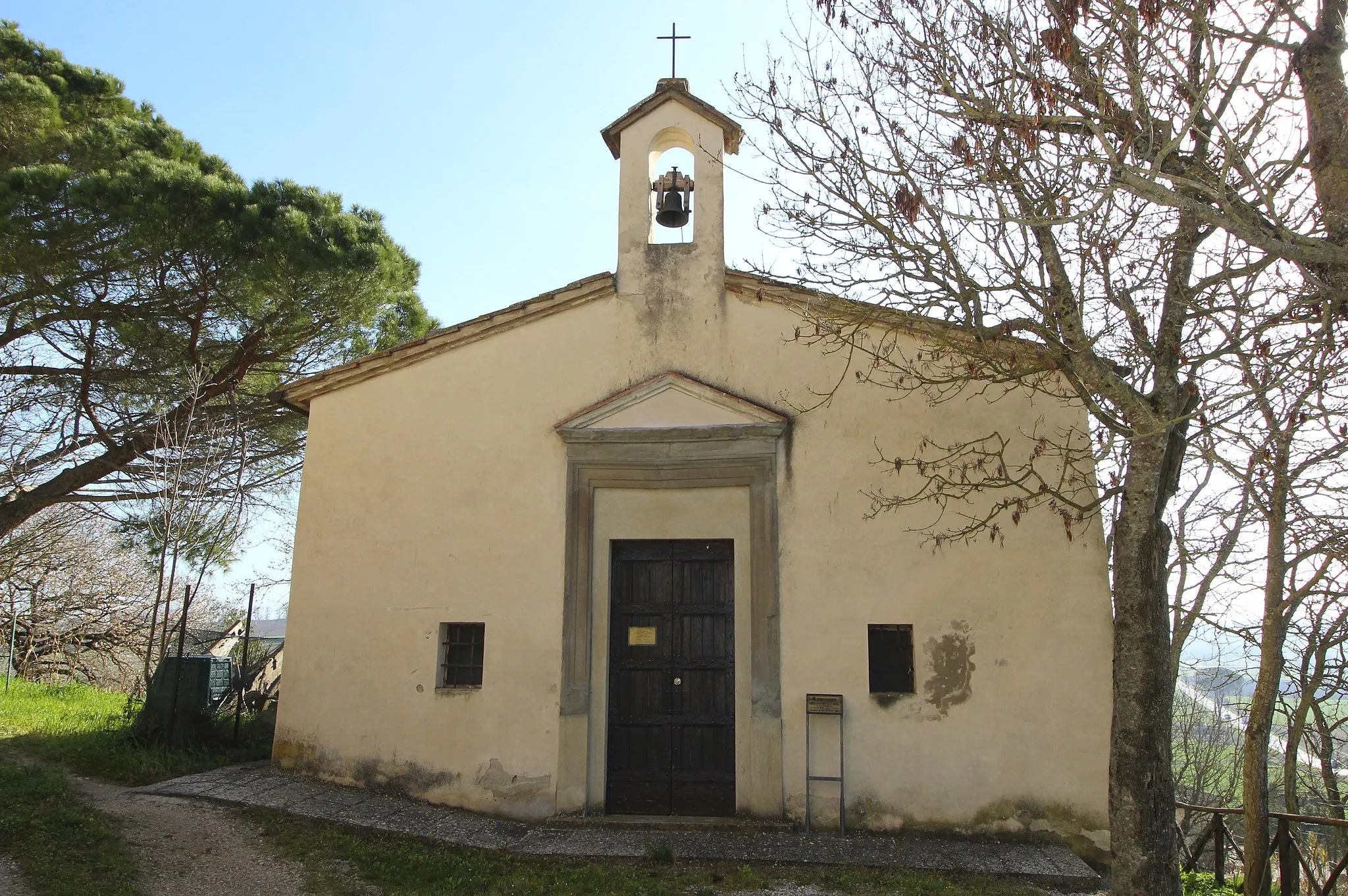 Photo showing: Church Santi Pietro e Ubaldo, loc. Monticelli, Castiglione della Valle, hamlet of Marsciano, Umbria, Italy