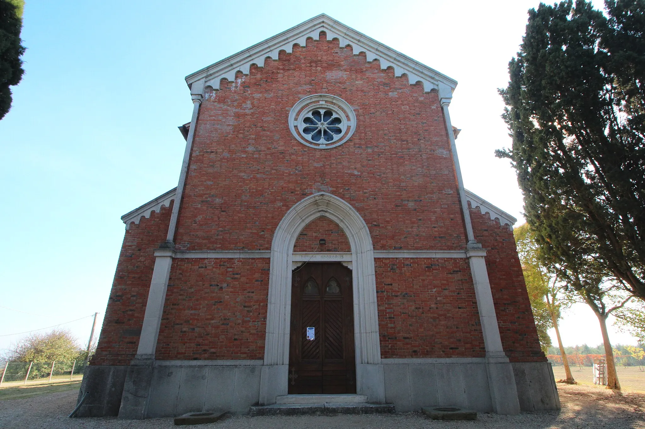 Photo showing: Church San Felice, Sanfatucchio, hamlet of Castiglione del Lago, Province of Perugia, Umbria, Italy