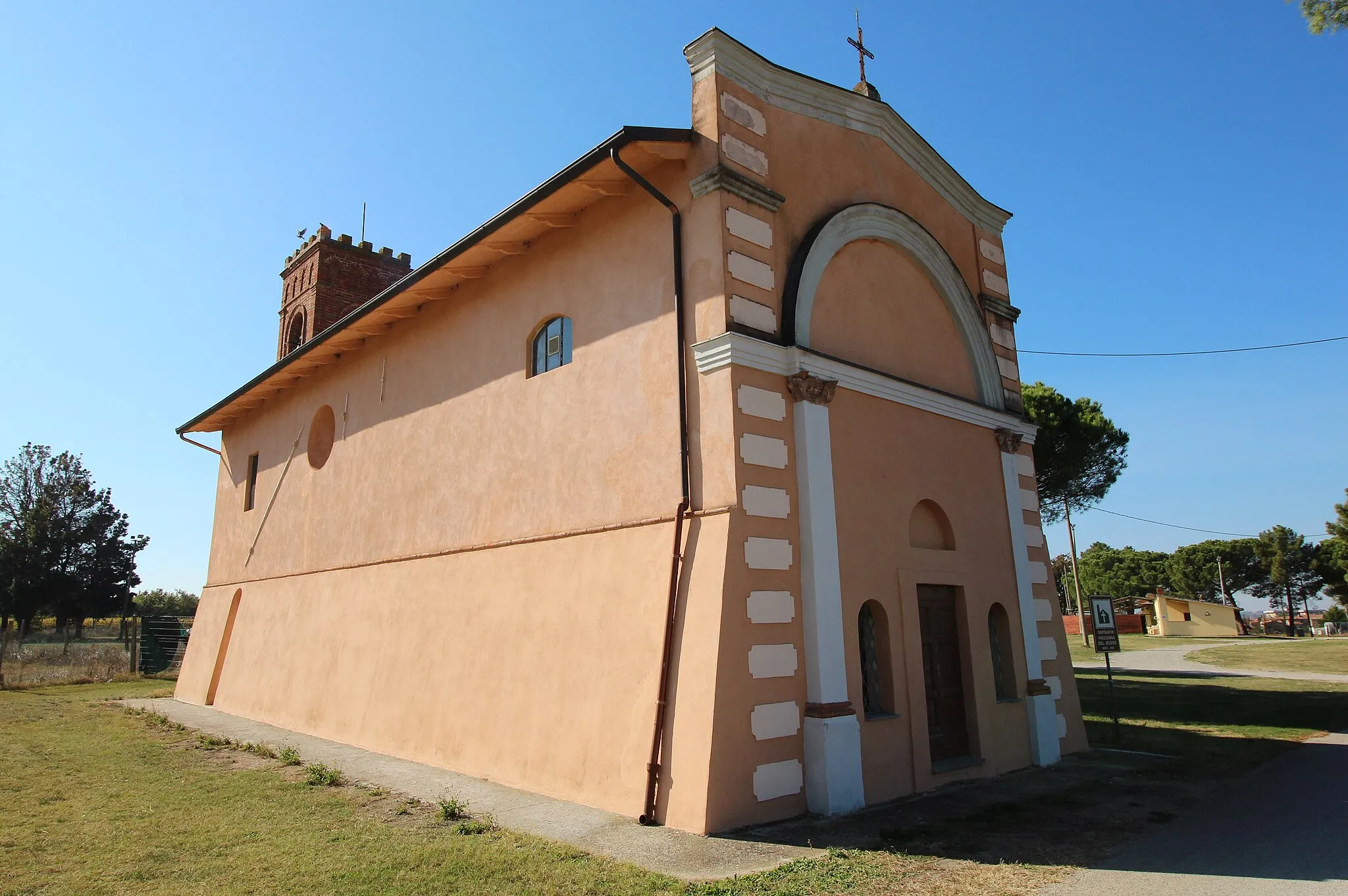 Photo showing: Church/Sanctuary Madonna del Busso, Panicarola, hamlet of Castiglione del Lago, Province of Perugia, Umbria, Italy