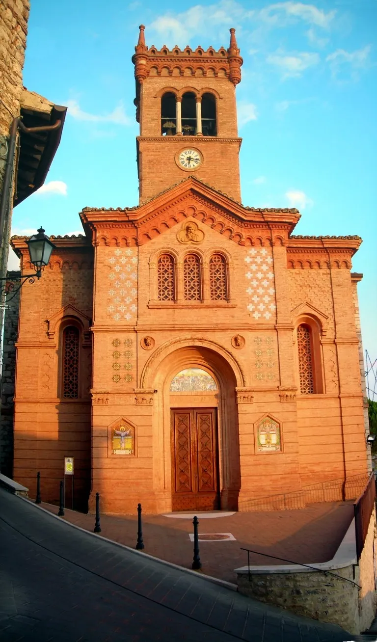 Photo showing: Saint Peter church in Chiugiana, Corciano, Perugia, Umbria, Italy