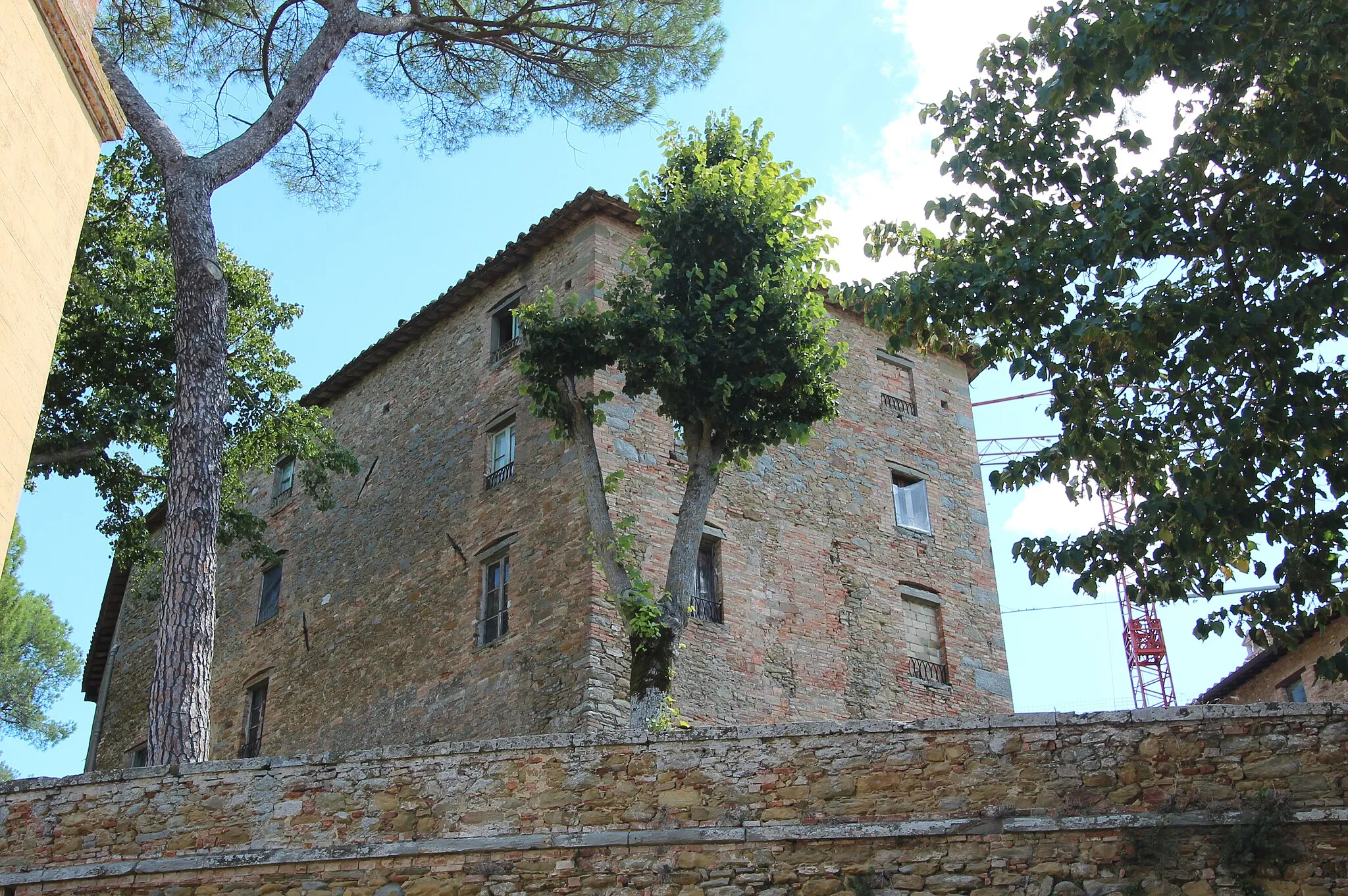 Photo showing: Castle Castello di Monte Sperello, MonteSperello (Montesperello), hamlet of Magione, Umbria, Italy