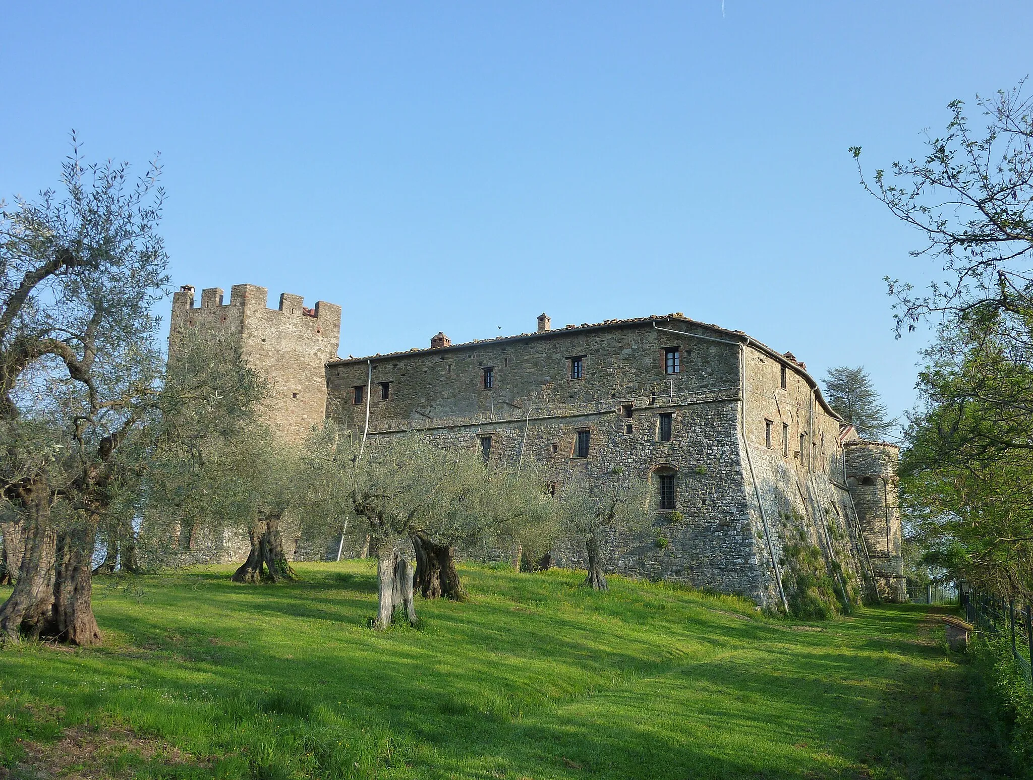 Photo showing: de:Badia di Sant Arcangelo, rechts die Apsis