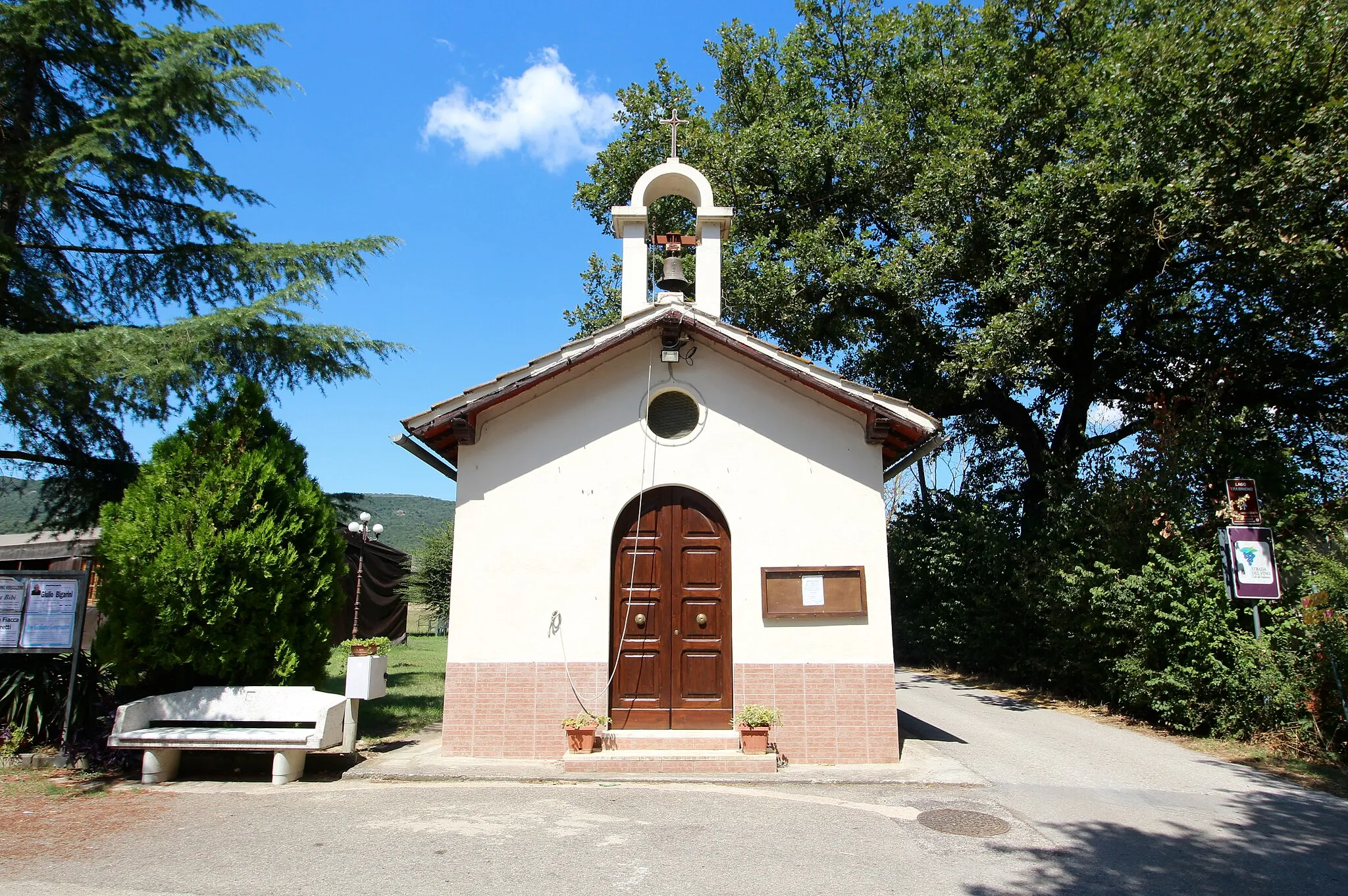 Photo showing: Church Santa Maria Goretti, Località Vallupina, Agello, hamlet of Magione, Umbria, Italy