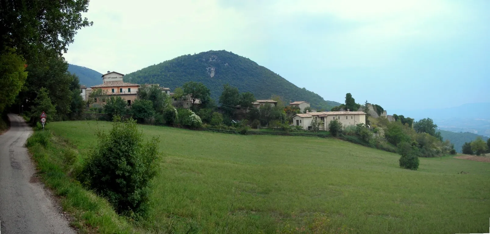 Photo showing: Bazzano Superiore, Spoleto, Perugia, Umbria, Italy