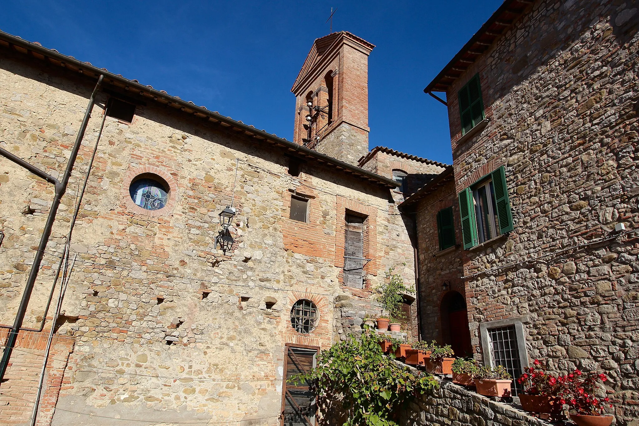 Photo showing: church Santi Salvatore e Severo, Carnaiola, hamlet of Fabro, Province of Terni, Umbria, Italy