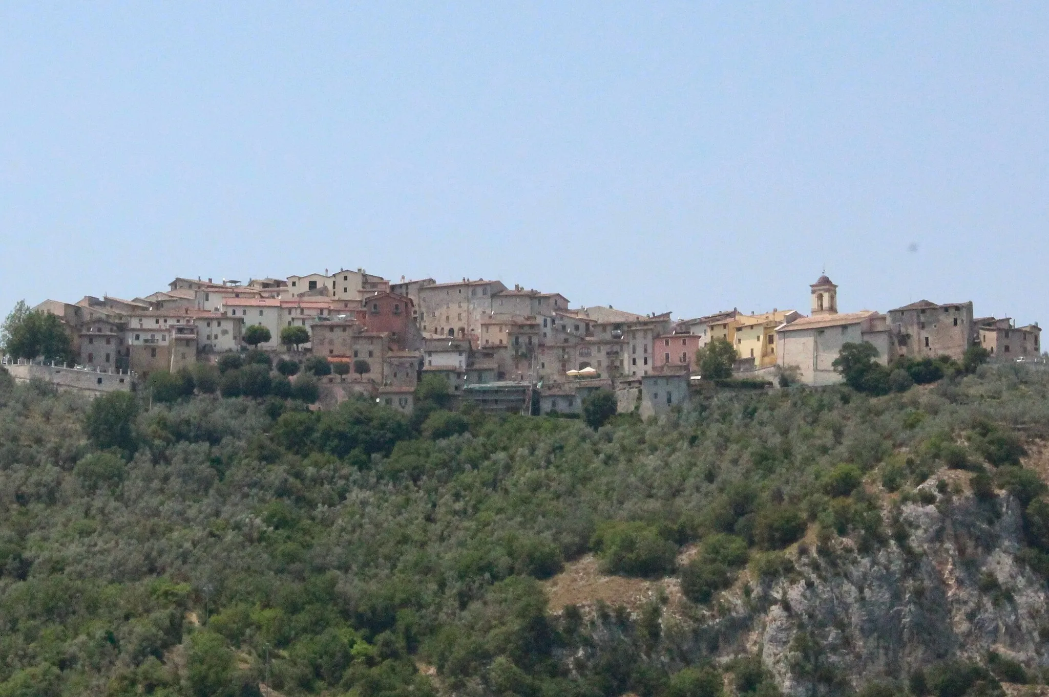 Photo showing: Panorama of Montefranco, Province of Terni, Umbria, Italy