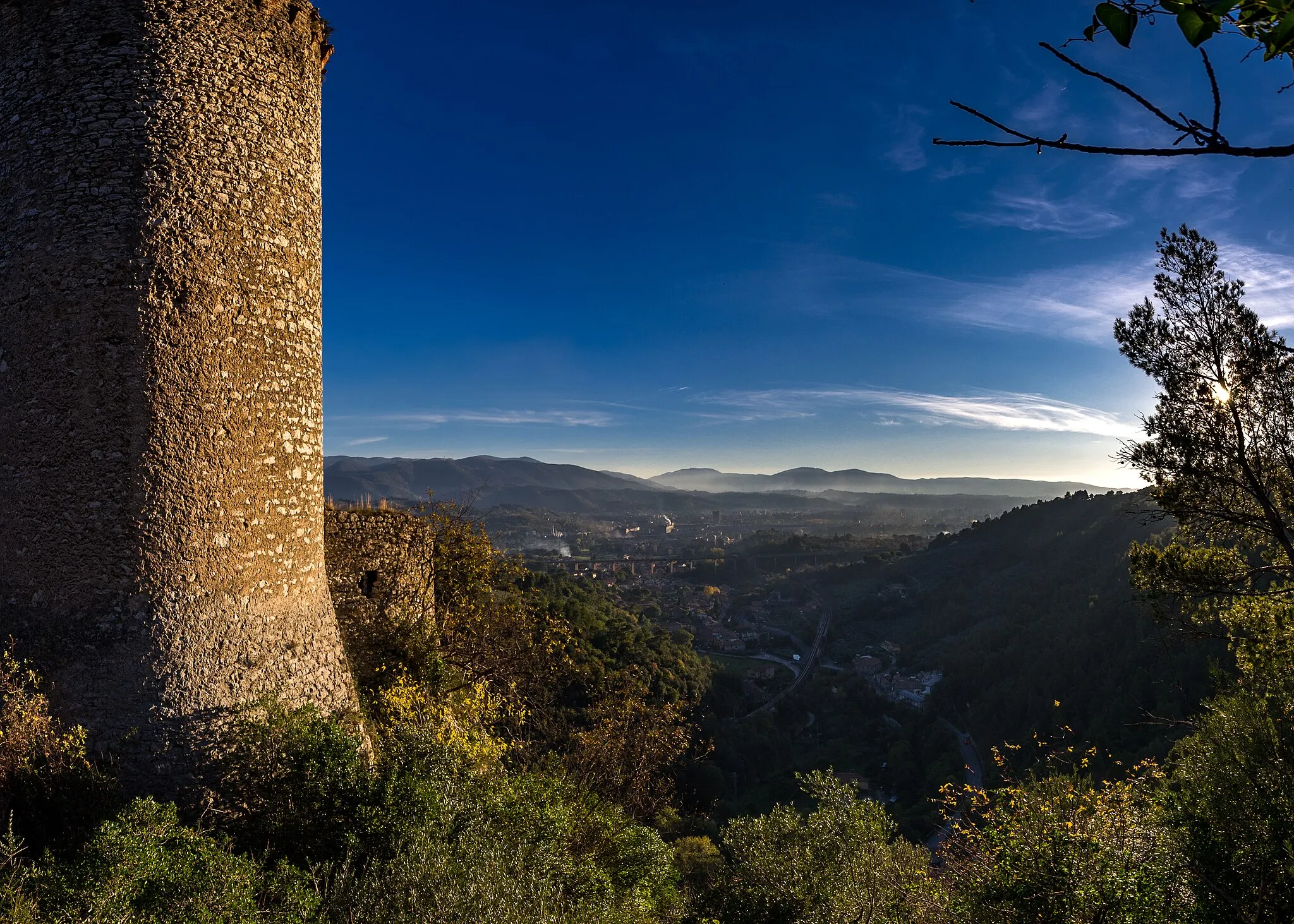 Photo showing: Parte nord-est della città di Terni vista da Rocca San Zenone.