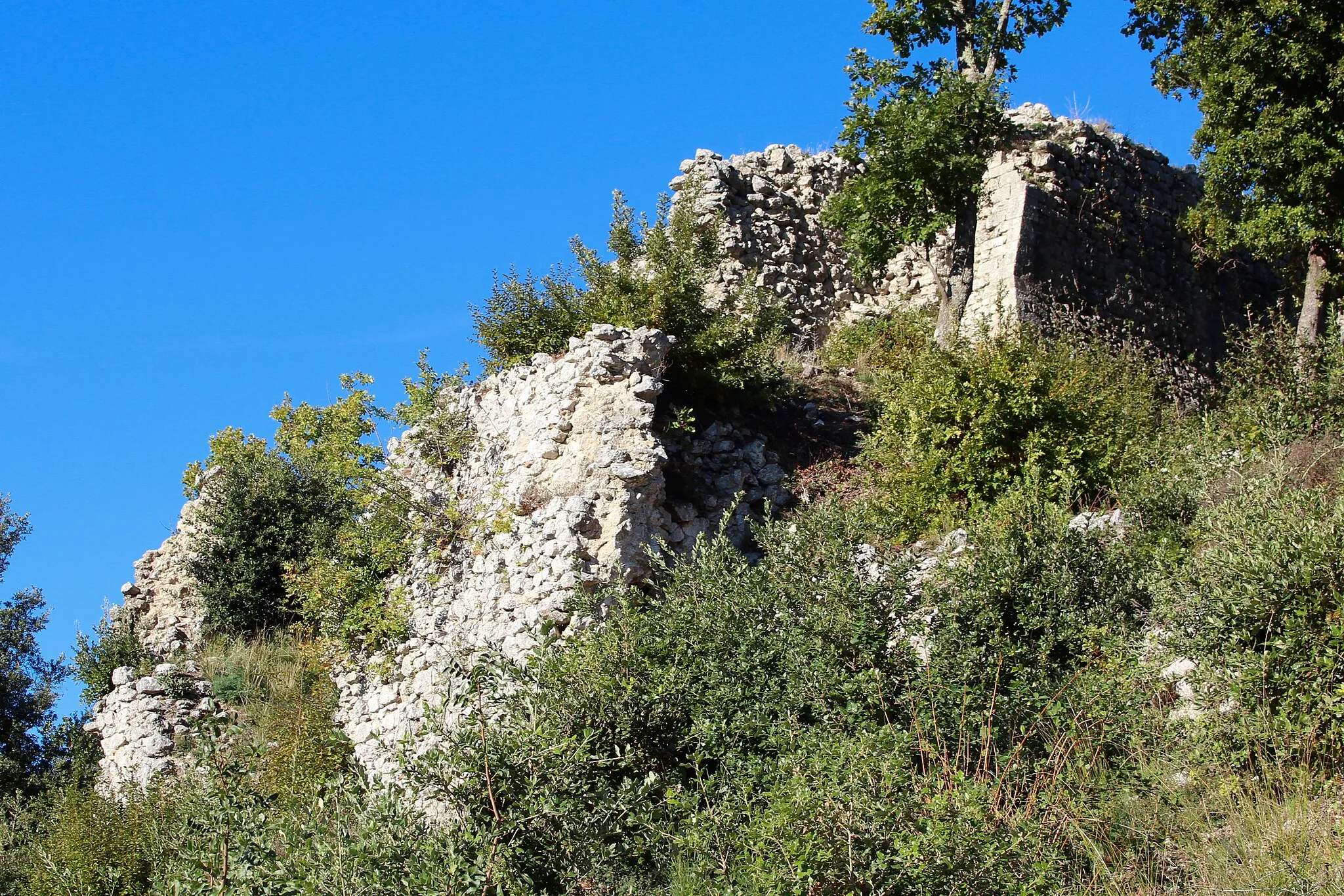 Photo showing: castle ruin Castello di Canale, Collicello, hamlet of Amelia, Province of Terni, Umbria, Italy