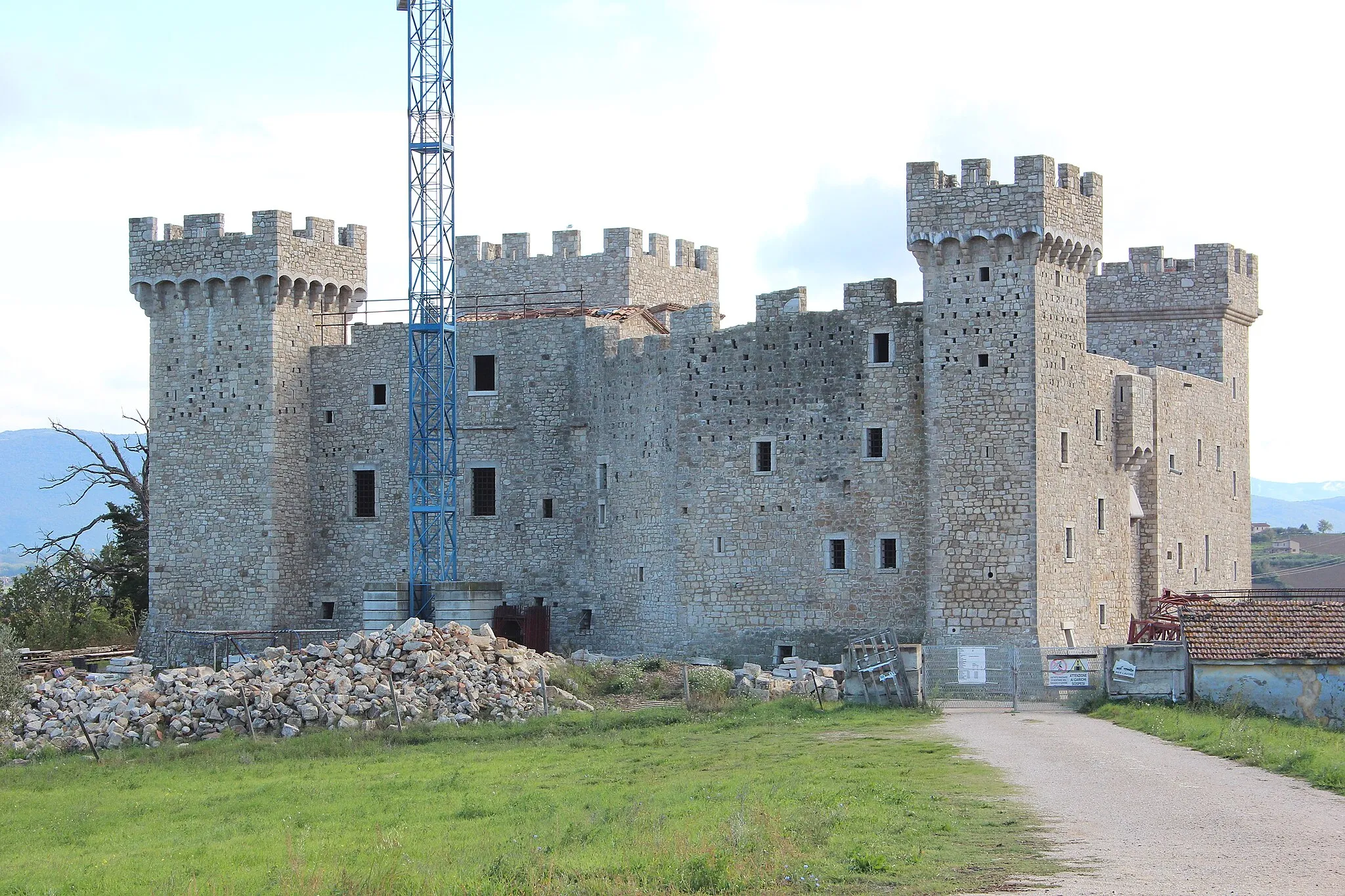 Photo showing: castle Castello di Fiore, Fiore, hamlet of Todi, Province of Perugia, Umbria, Italy