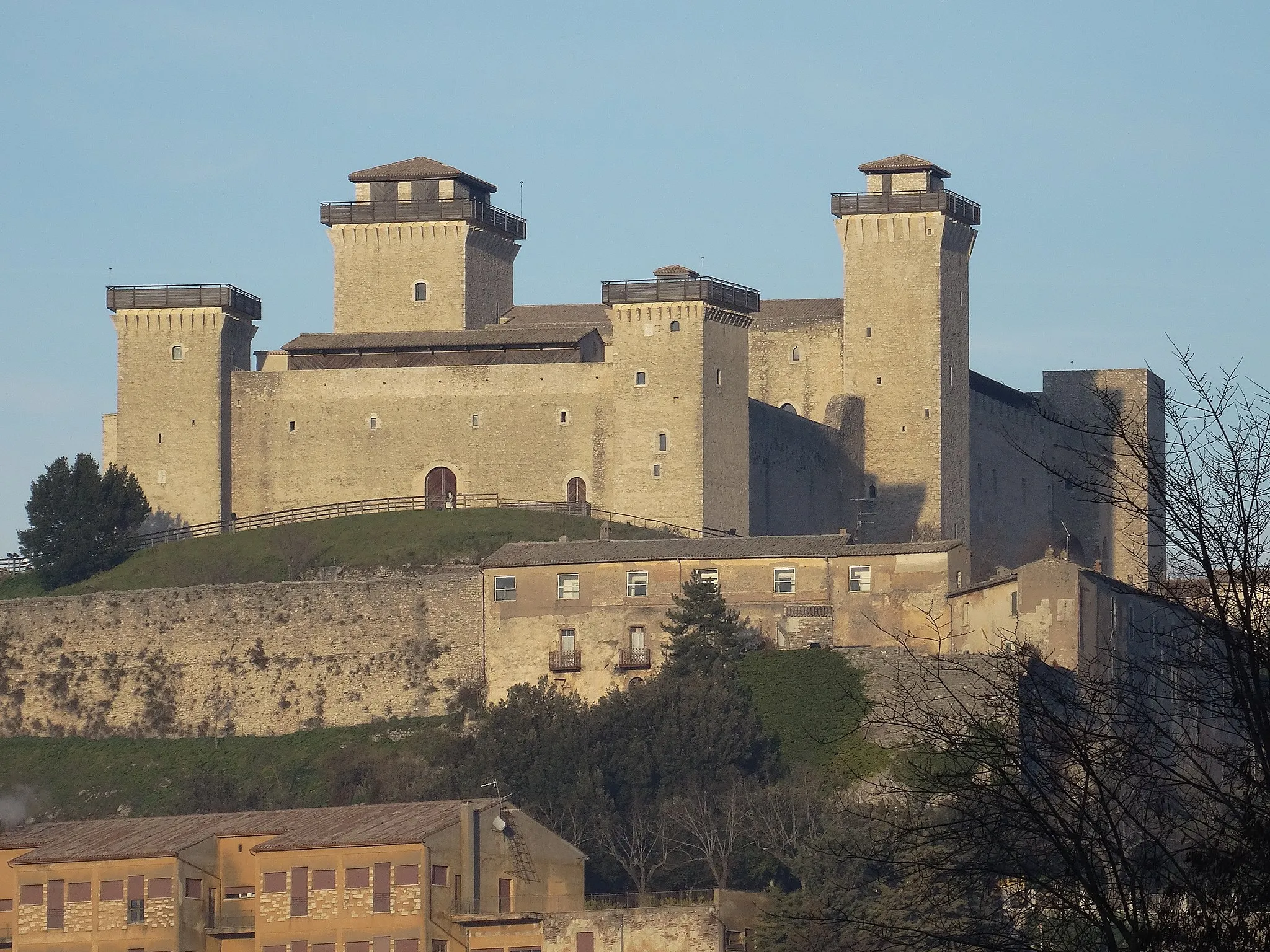 Photo showing: Rocca Albornoziana