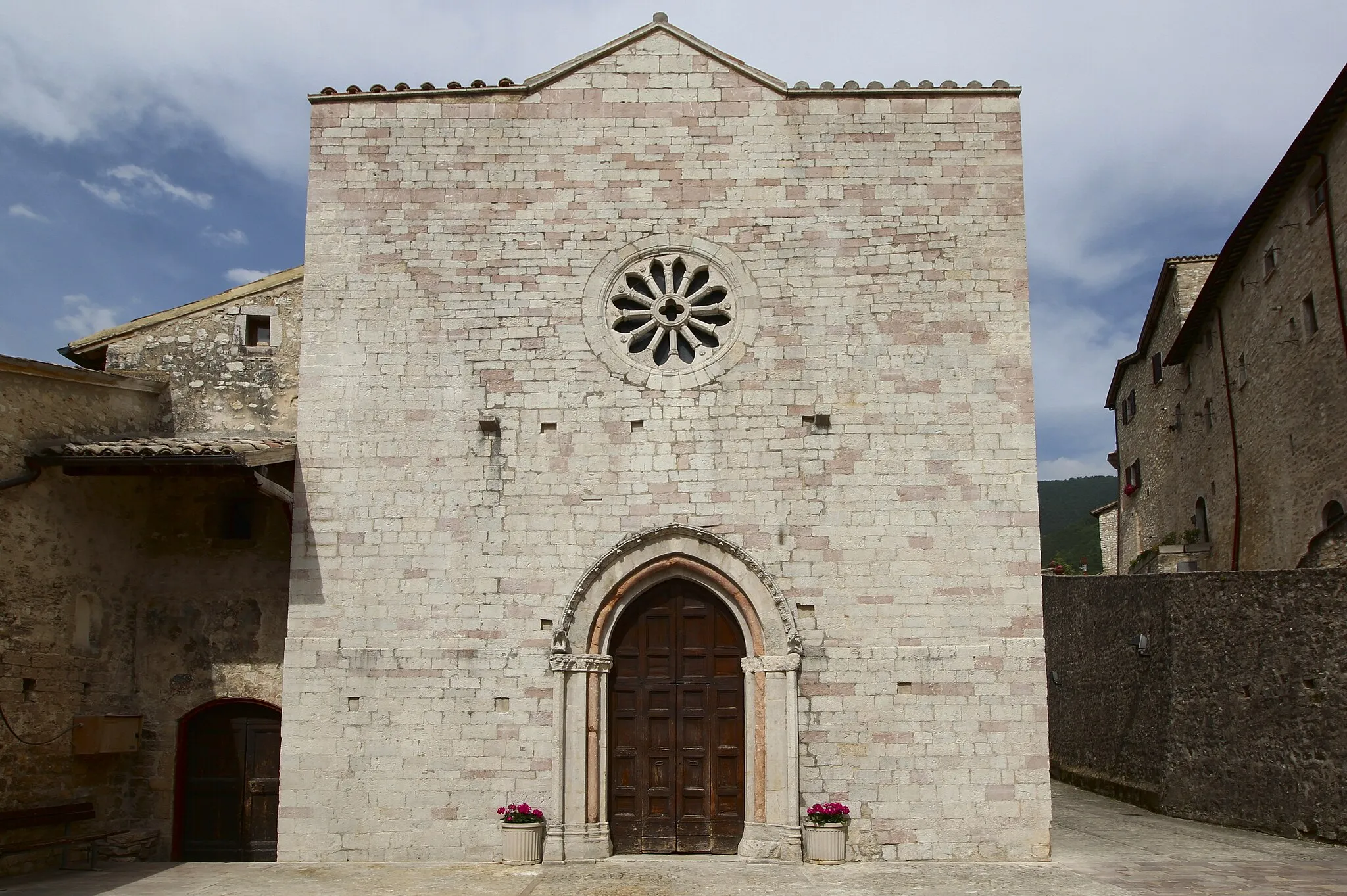 Photo showing: Church Santa Maria, Vallo di Nera, Province of Perugia, Umbria, Italy