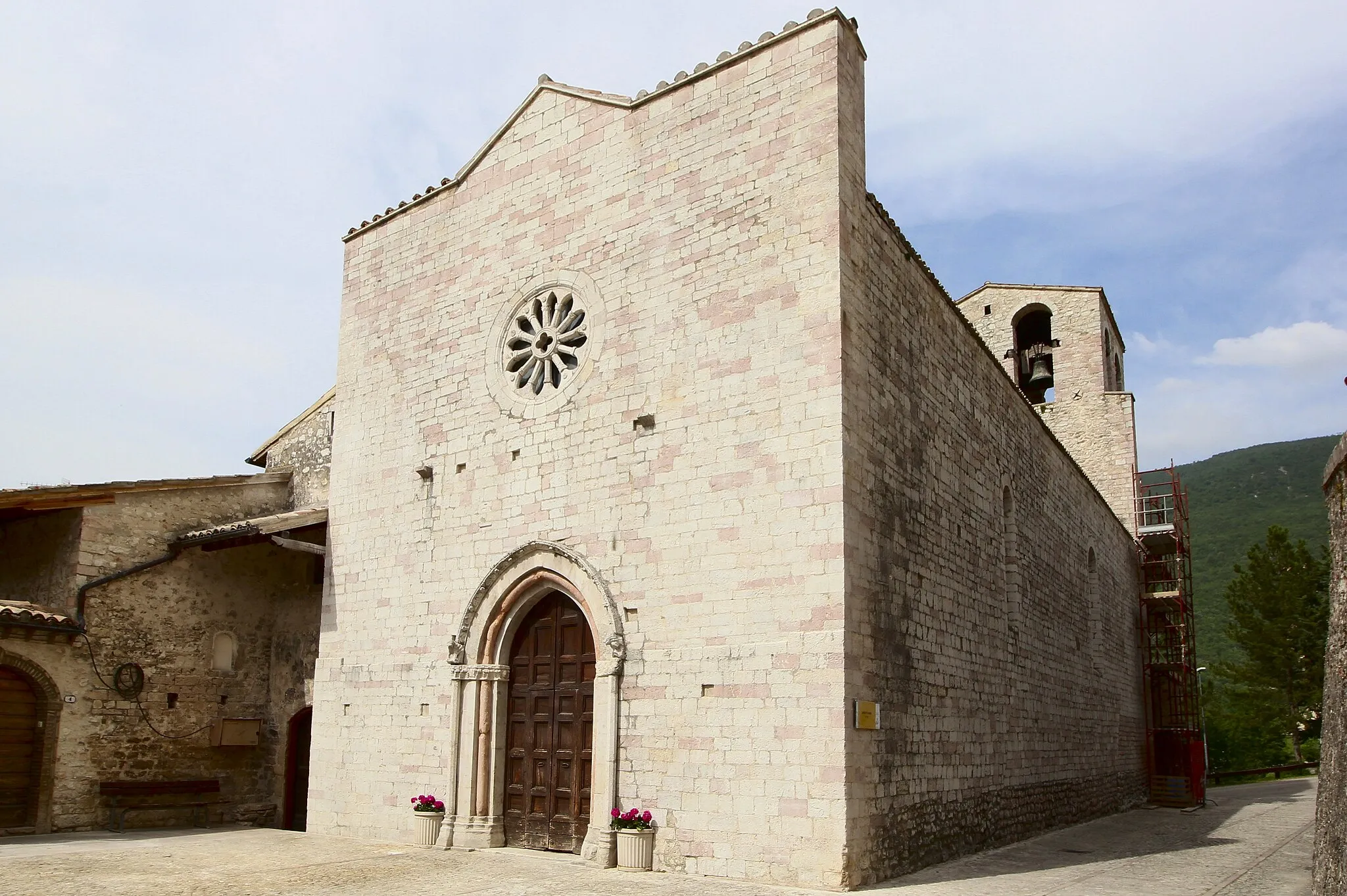 Photo showing: Church Santa Maria, Vallo di Nera, Province of Perugia, Umbria, Italy