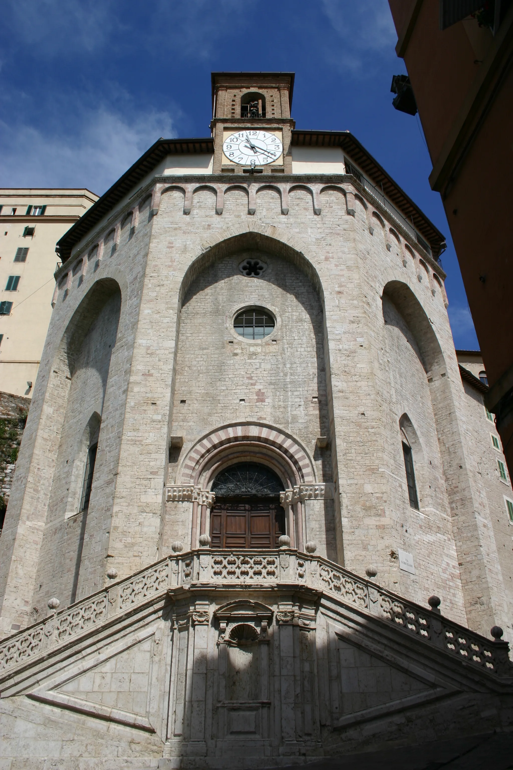 Photo showing: Perugia, Italy: Sant'Ercolano church. Picture by Giovanni Dall'Orto, August 7, 2006.