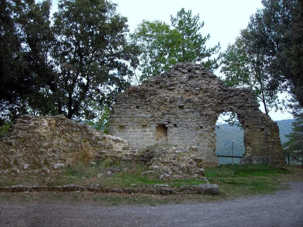 Photo showing: Remnants of Rocca di Preggio, Umbertide, Perugia, Umbria, Italy