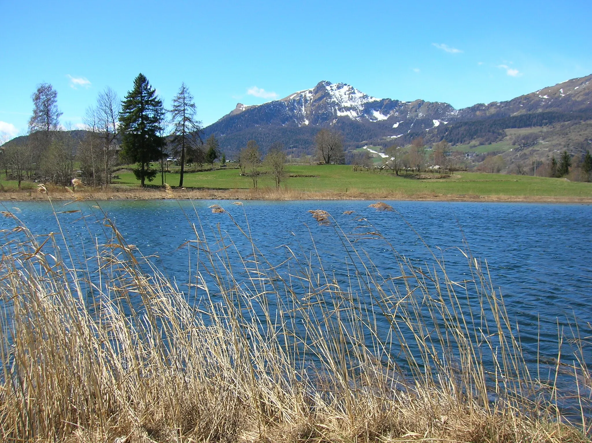 Photo showing: Lago di Lod in loc. Lod, Antey-Saint-André, Valle d'Aosta, Italia.