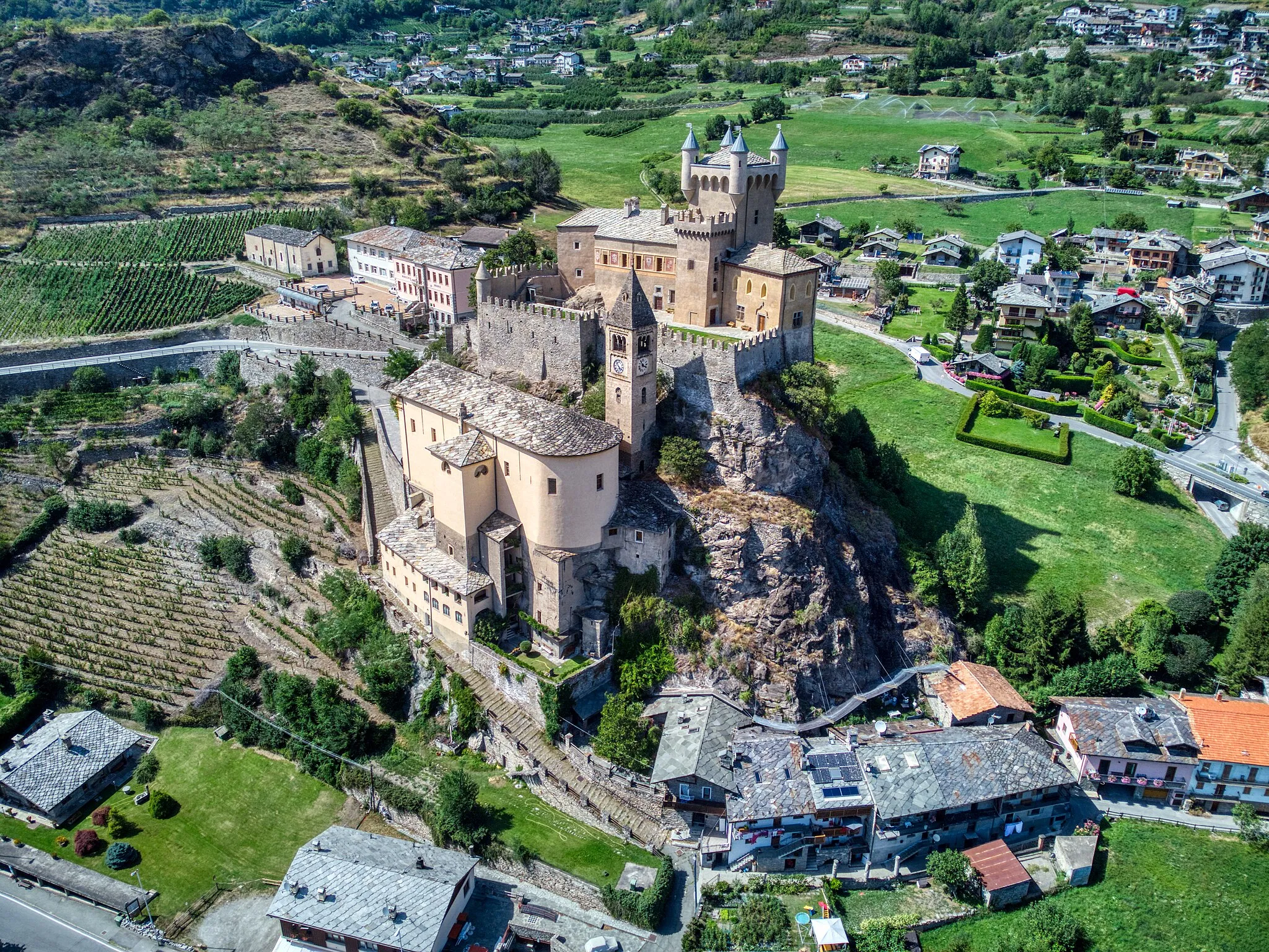 Photo showing: Saint-Pierre Castle