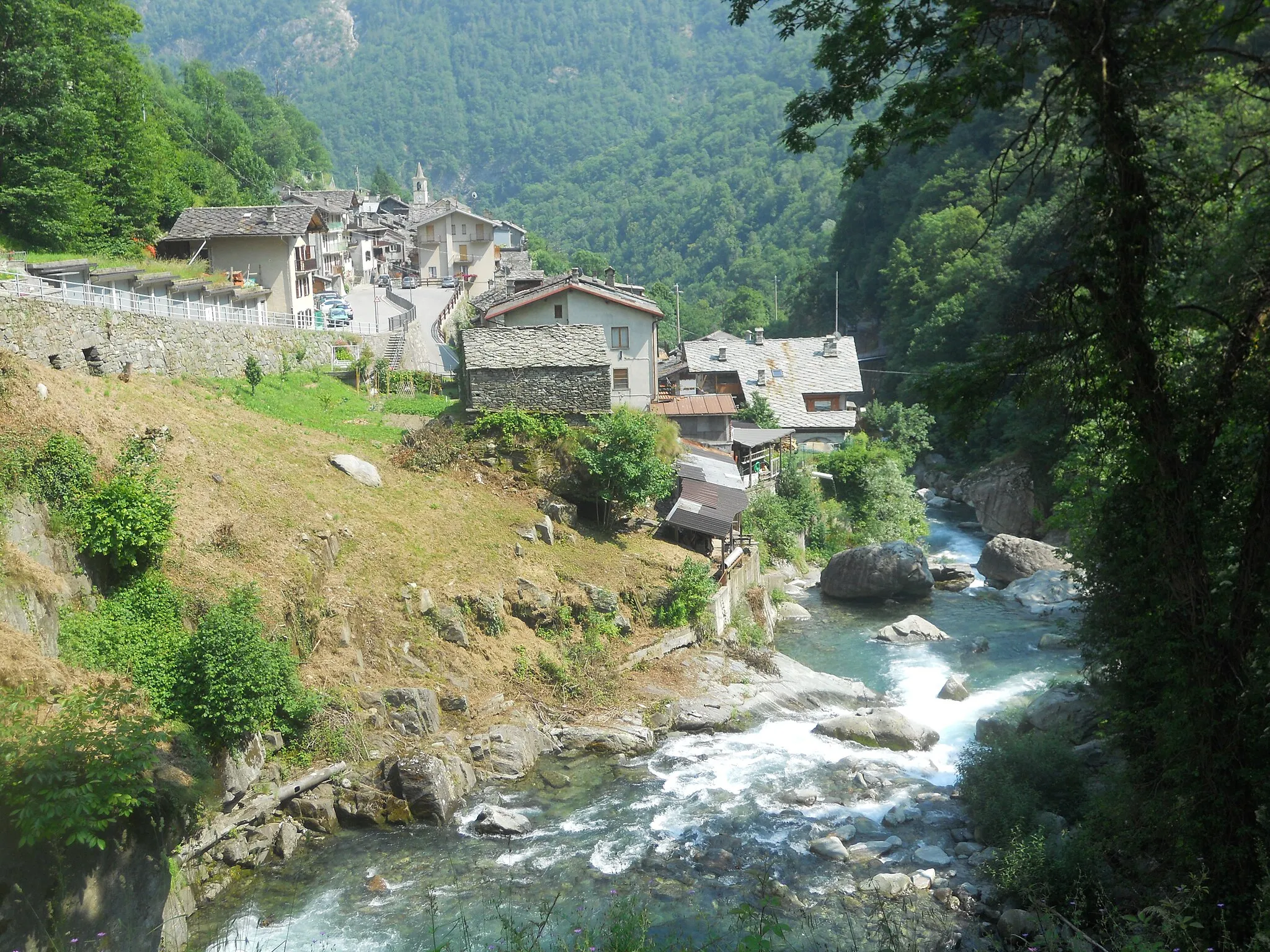Photo showing: Veduta panoramica dell'abitato