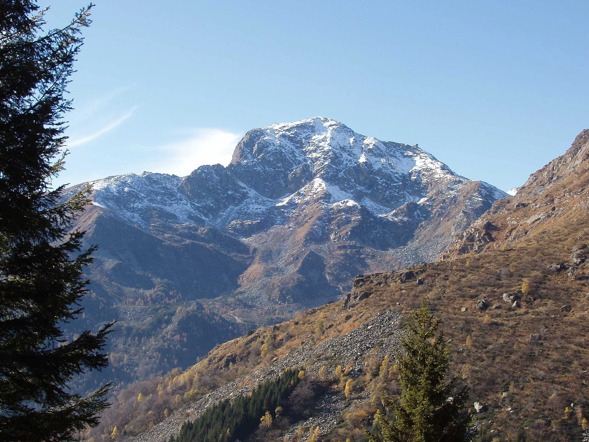 Photo showing: Mount Mucrone from the footpath which clibs up to Mount Becco (Italy, Piedmont)