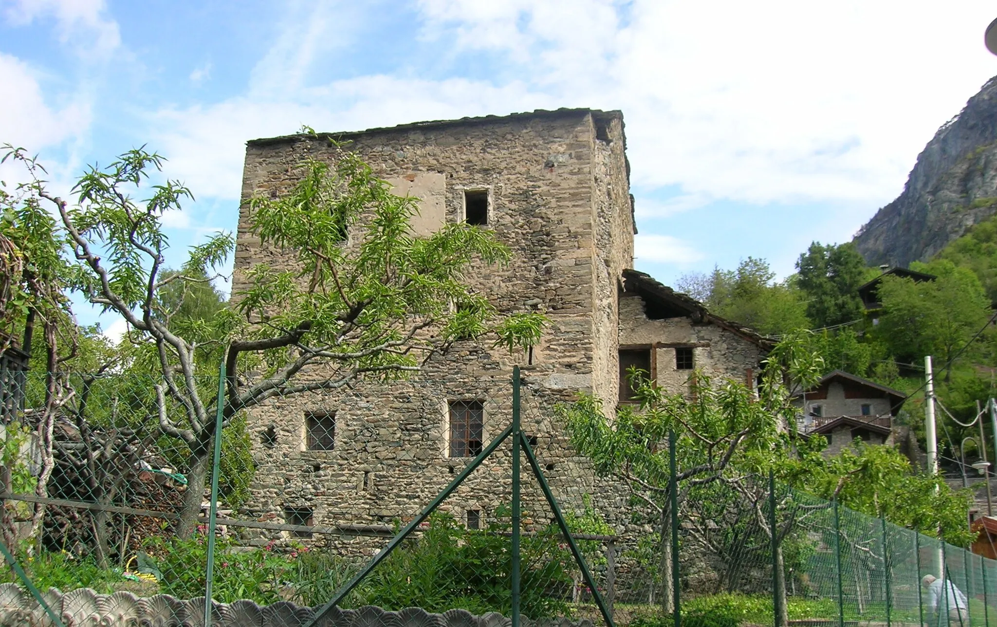 Photo showing: Torre di Conoz, nella frazione Conoz di Châtillon, Valle d'Aosta, Italia.