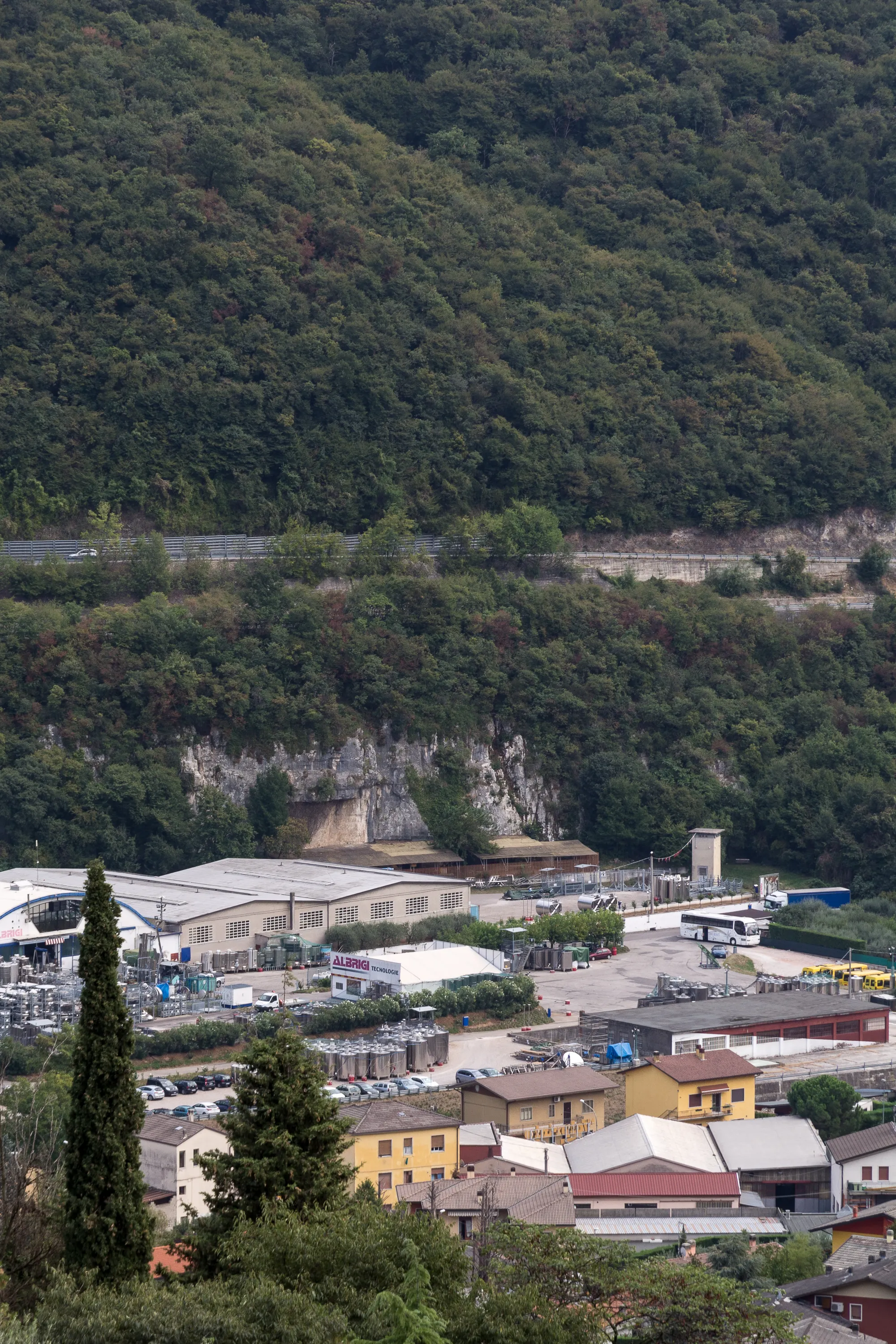 Photo showing: Der Riparo Tagliente in Stallavena di Grezzana.