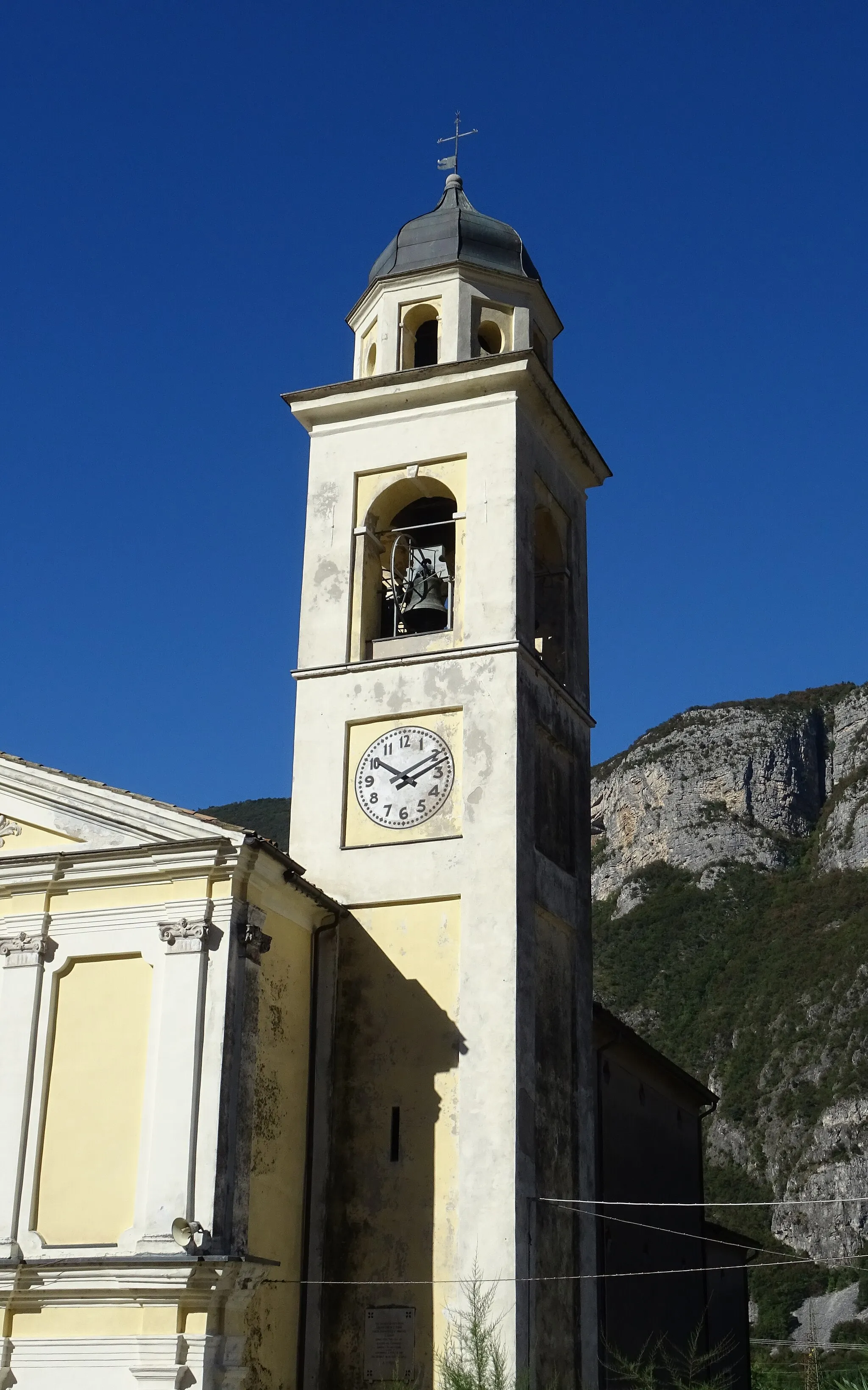 Photo showing: Ossenigo (Dolcè, Veneto, Italy), Saint Andrew church - Belltower