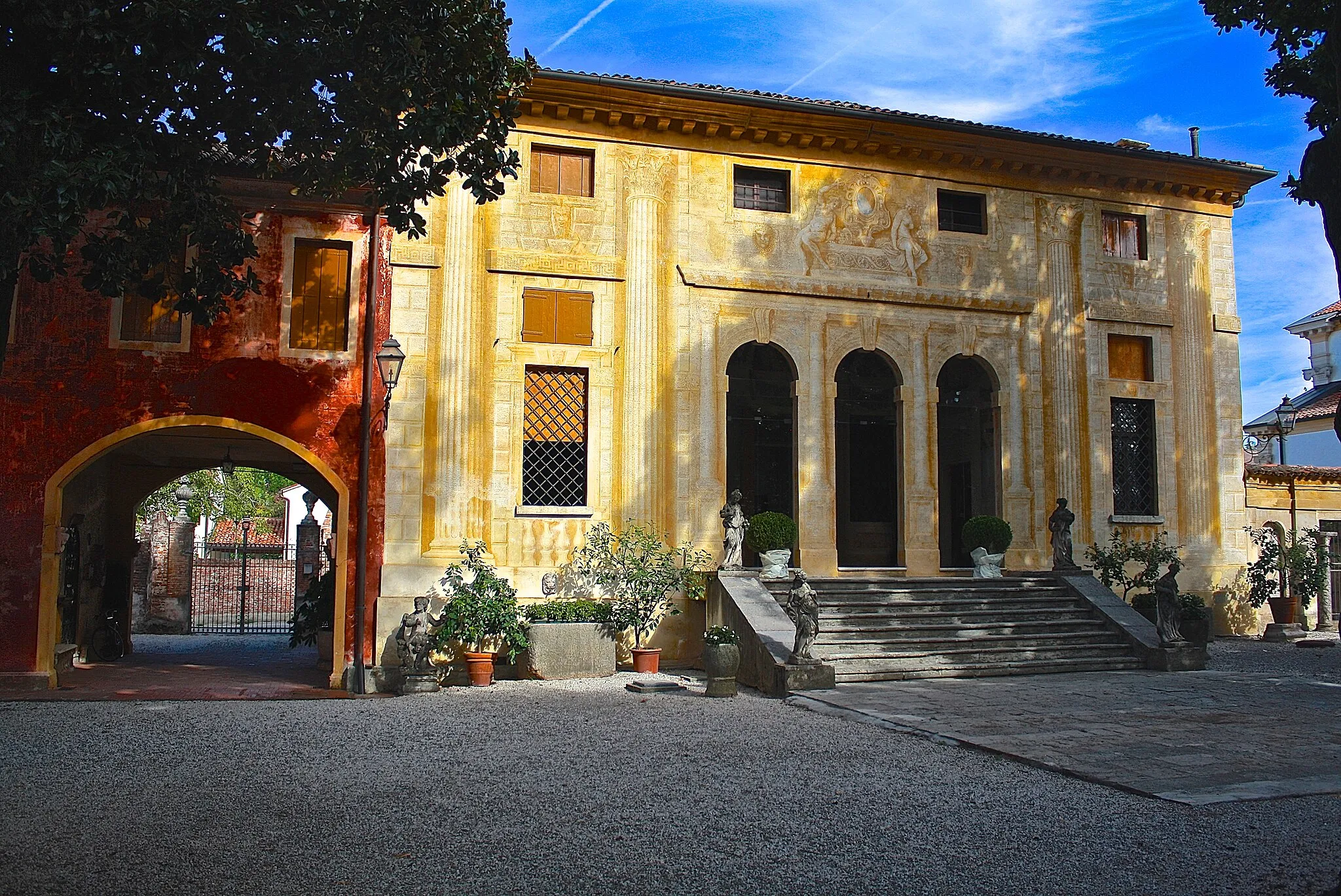 Photo showing: From view of Villa Chiminelli